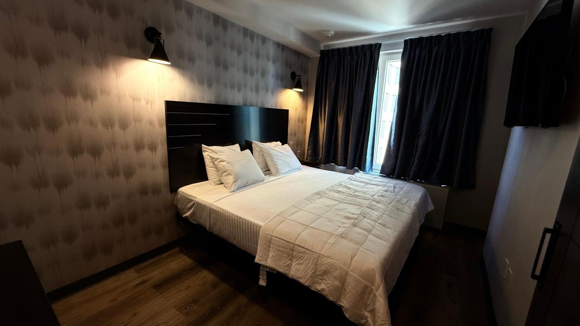 Bkway Brooklyn Hotel 3*