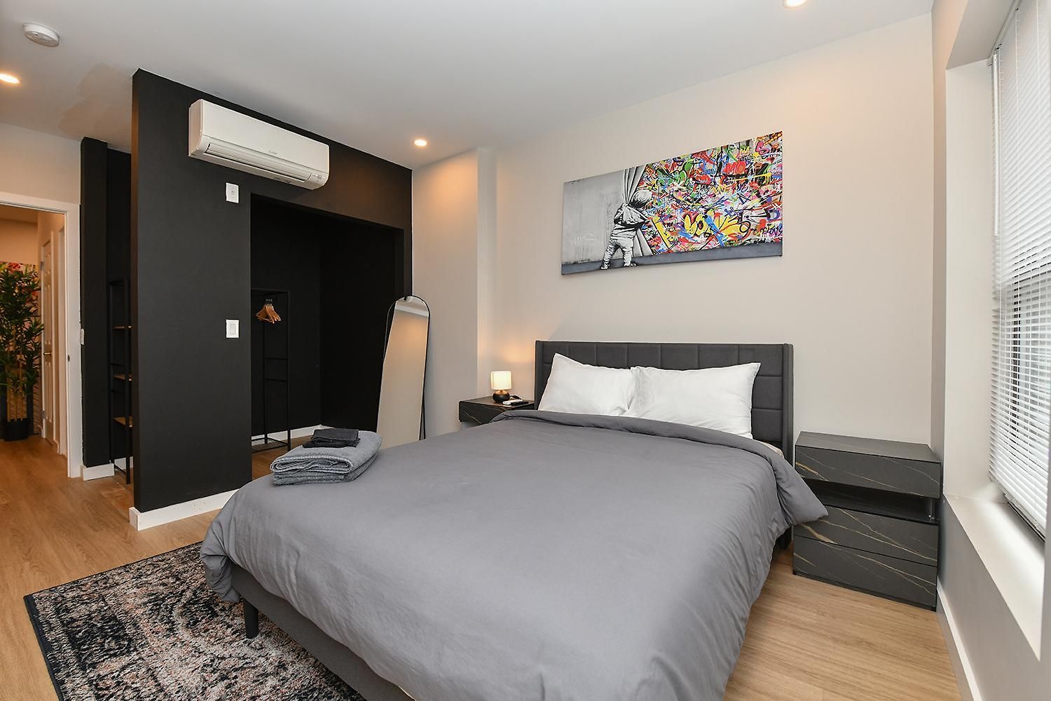 Luxury Five Br Chic Duplex In The Heart Of Soho *