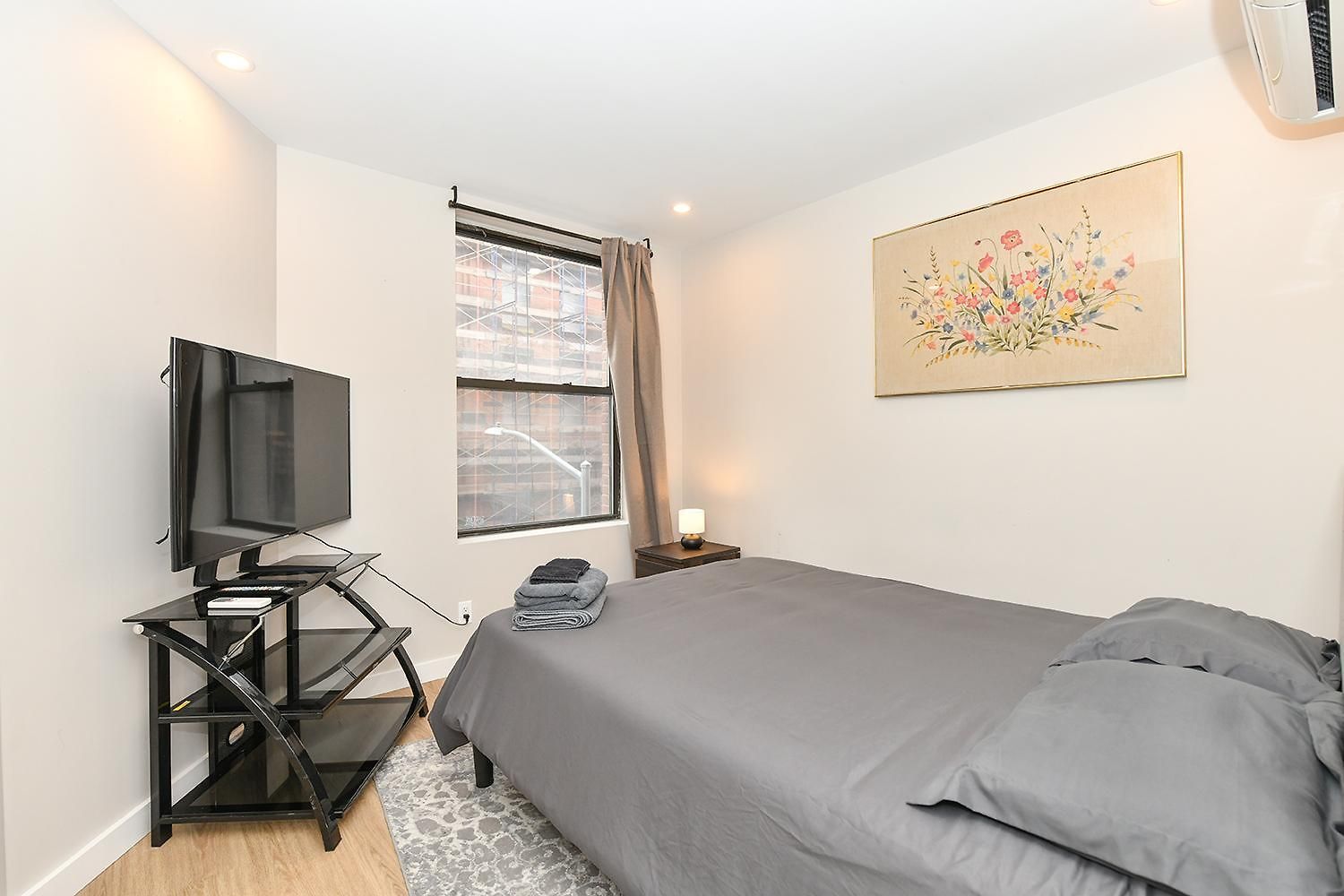 Luxury Five Br Chic Duplex In The Heart Of Soho New York