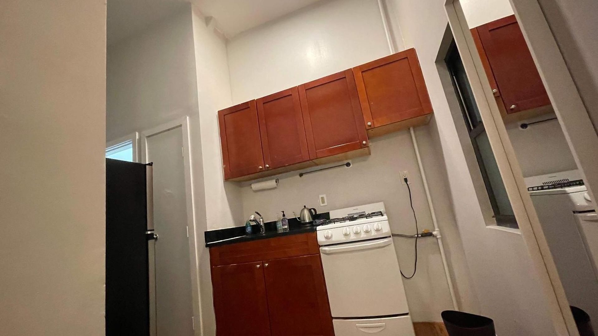 Union Square 4 With Shower - Shared Toilet Apartment New York