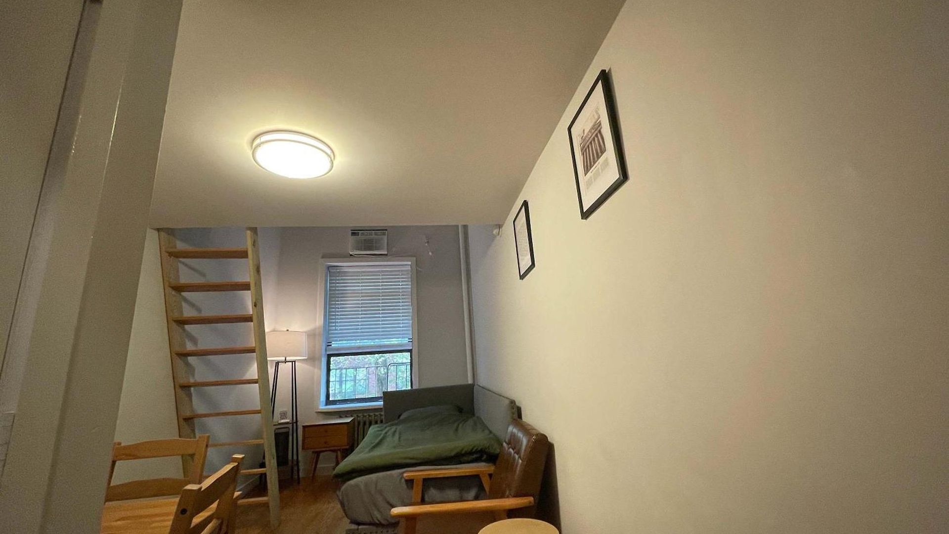 Union Square 4 With Shower - Shared Toilet Apartment