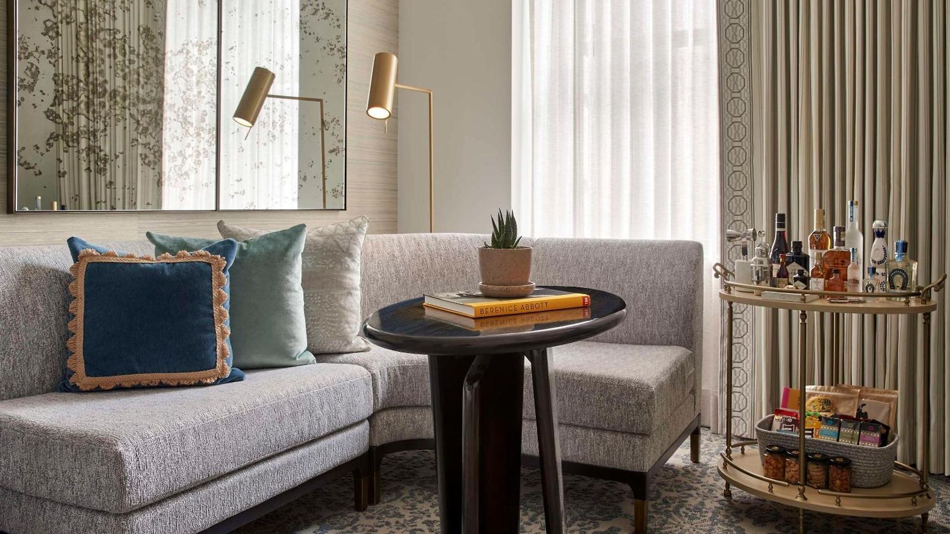 The Street By Suiteness Hotel