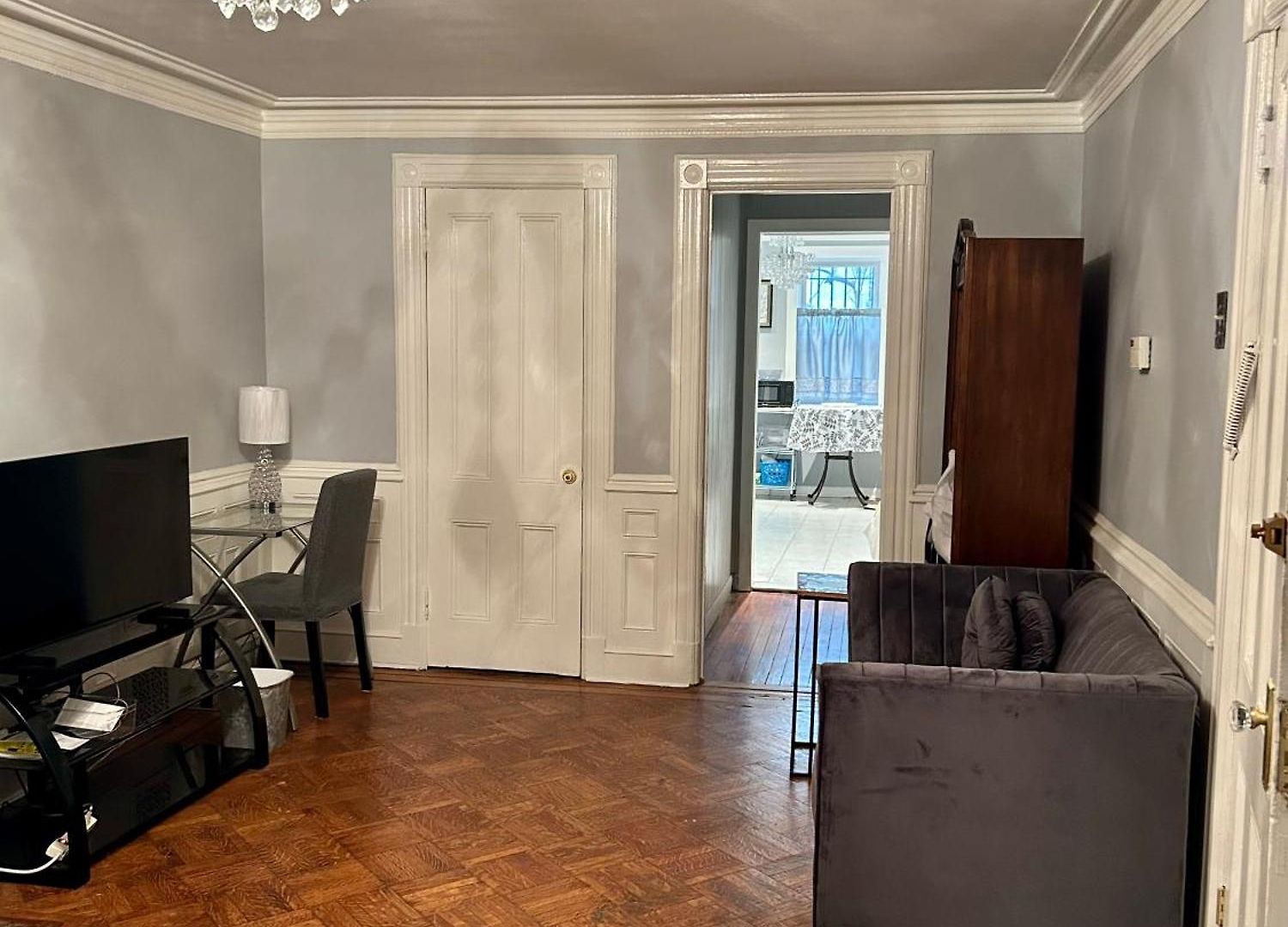 Homestay Bk 422 New York