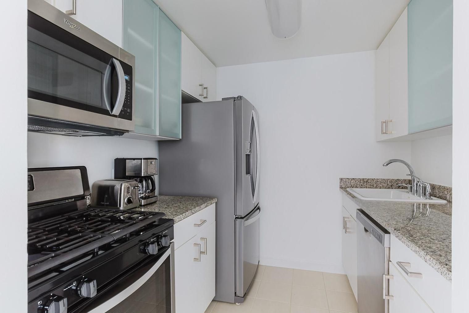 Blueground Hells Kitchen Rooftop Nr Park Nyc-1597 Apartment *
