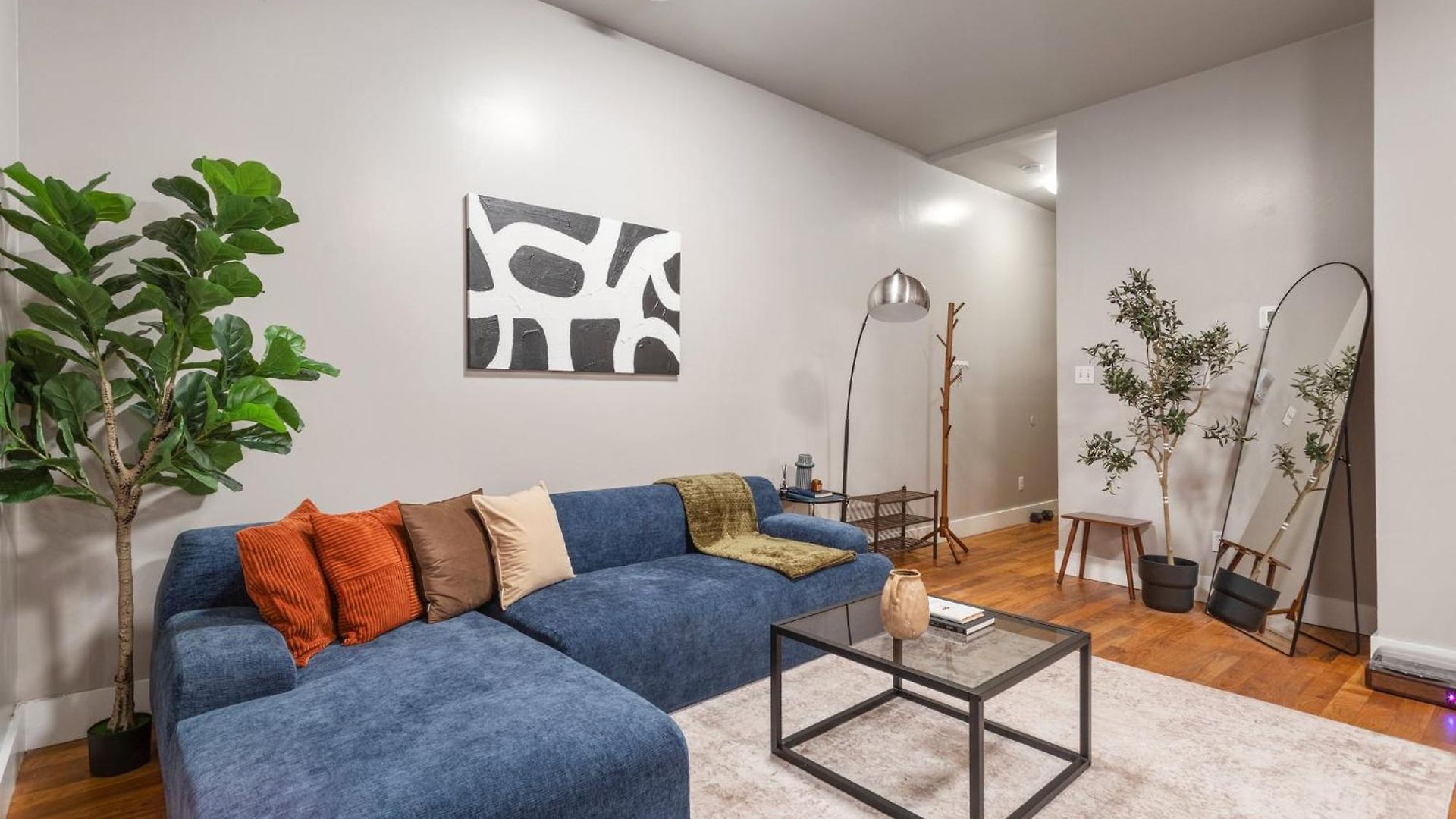 5bd Duplex W Private Patio Bbq And Arcade Games Apartment