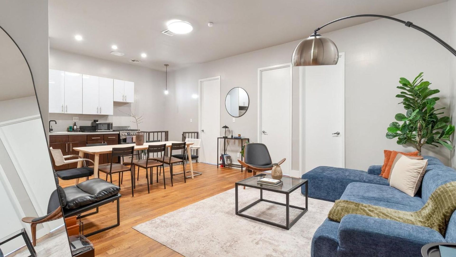 Apartment 5bd Duplex W Private Patio Bbq And Arcade Games New York