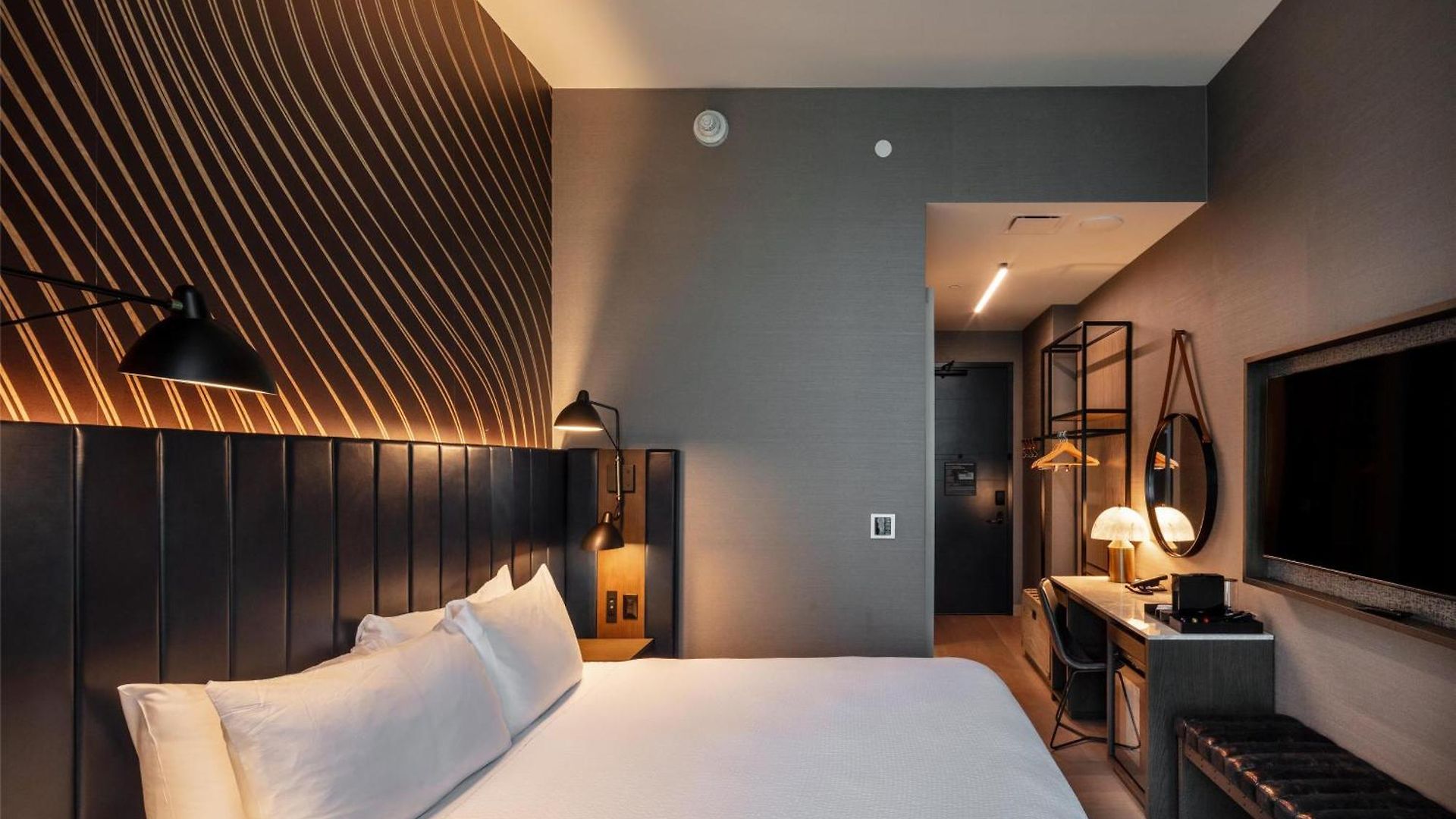 Hotel Tempo By Hilton Times Square 4*
