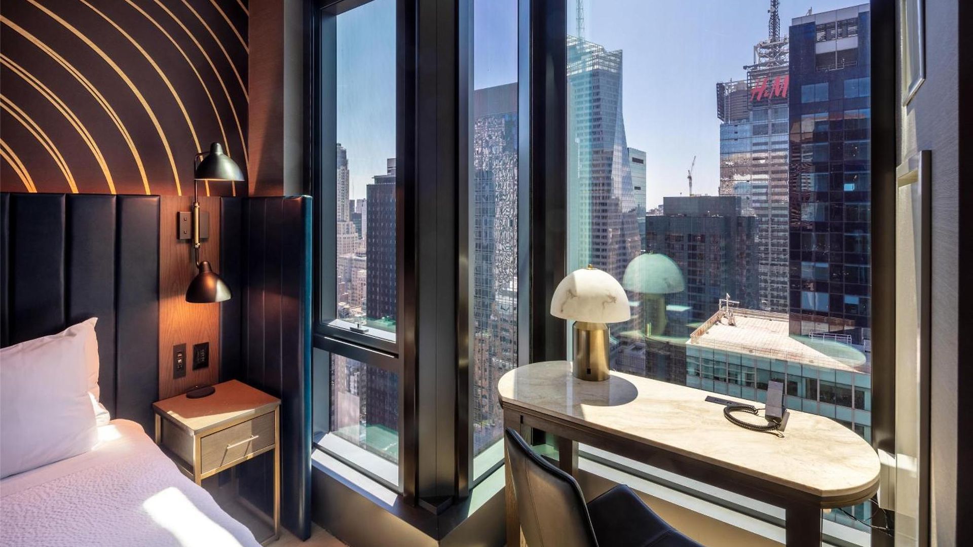 Tempo By Hilton Times Square Hotel