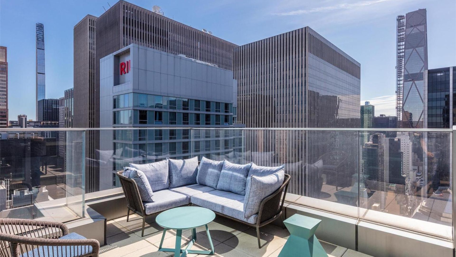 Tempo By Hilton Times Square Hotel 4*