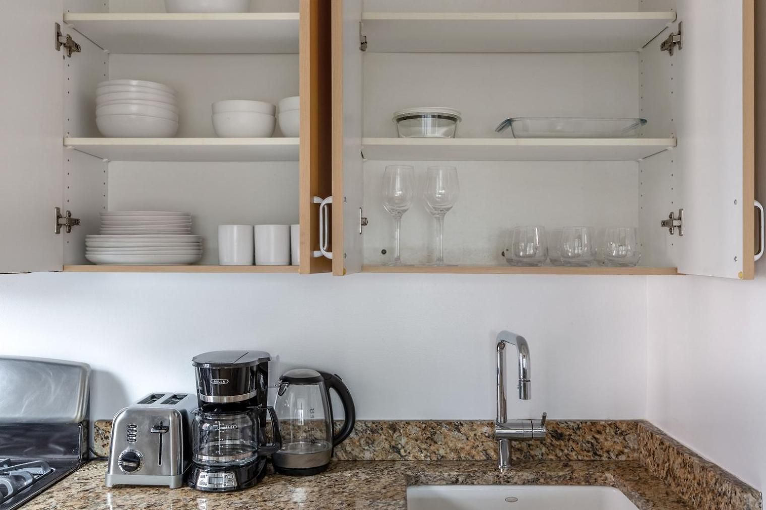 Midtown 1br W Doorman Wd Nr Times Square Nyc-1351 Apartment *