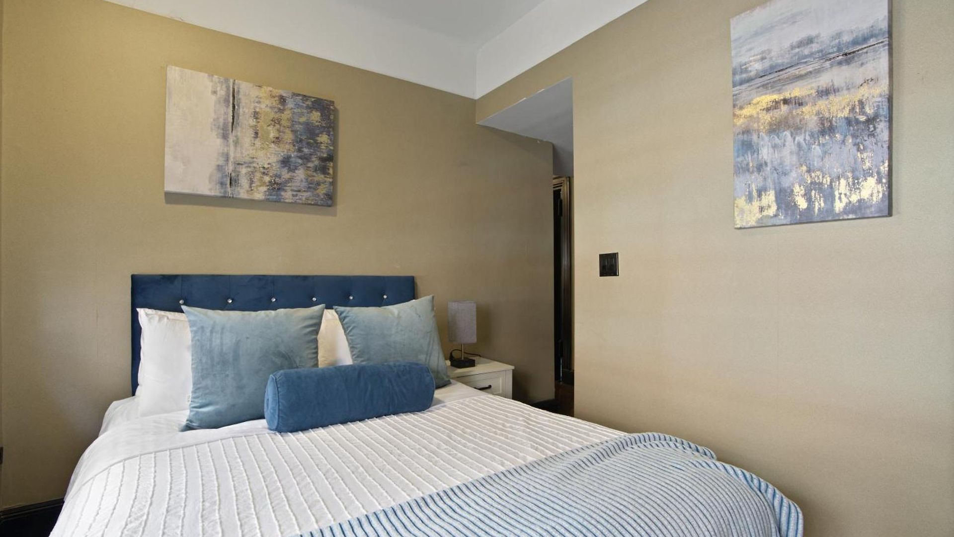 Mansfield Aparthotel