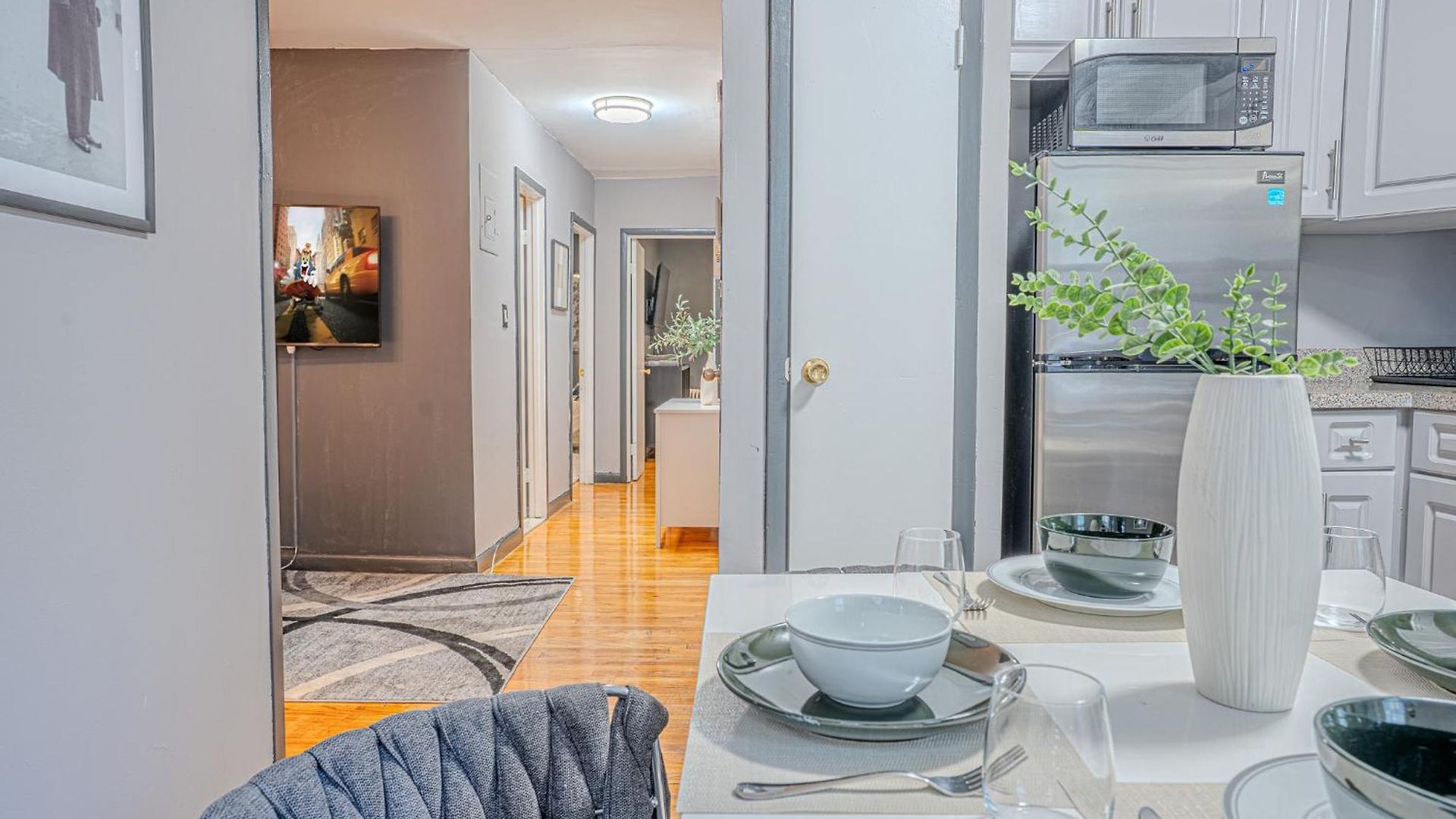Stylish 3bd Near Empire Apartment New York