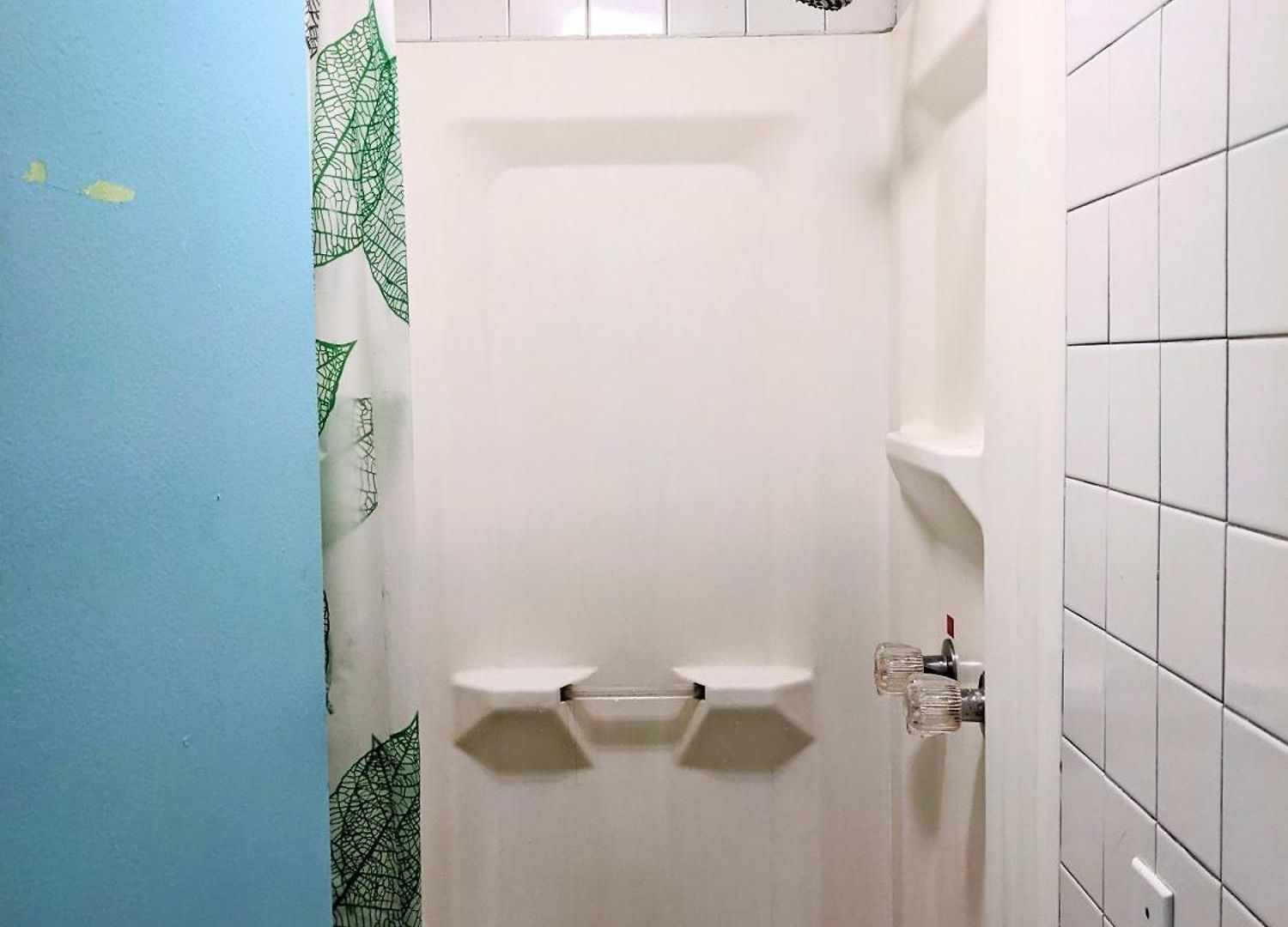 Chelsea Studio-shared Bathroom With Kitchen Twin Bunk Bed *