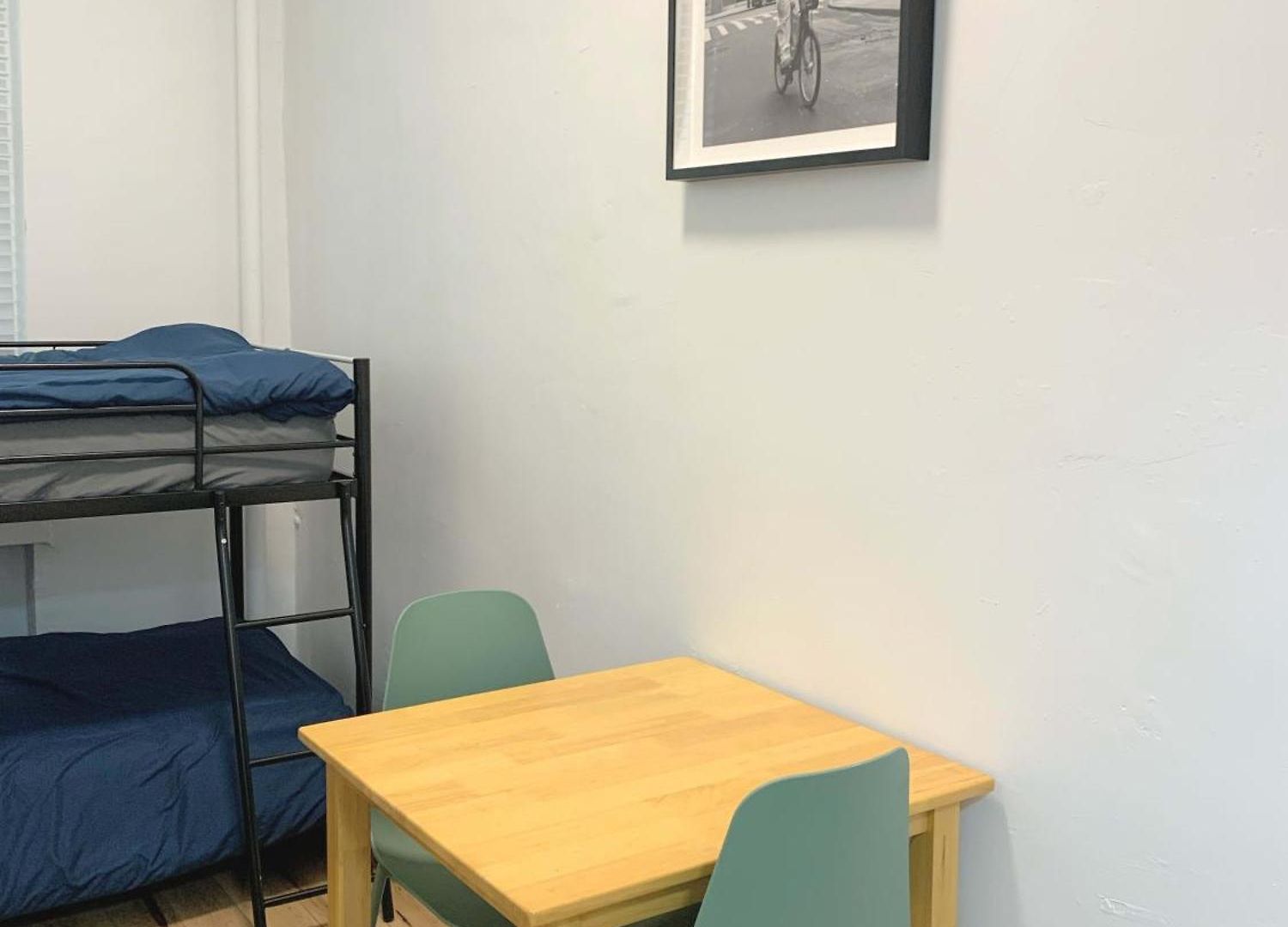 Apartment Chelsea Studio-shared Bathroom With Kitchen Twin Bunk Bed *