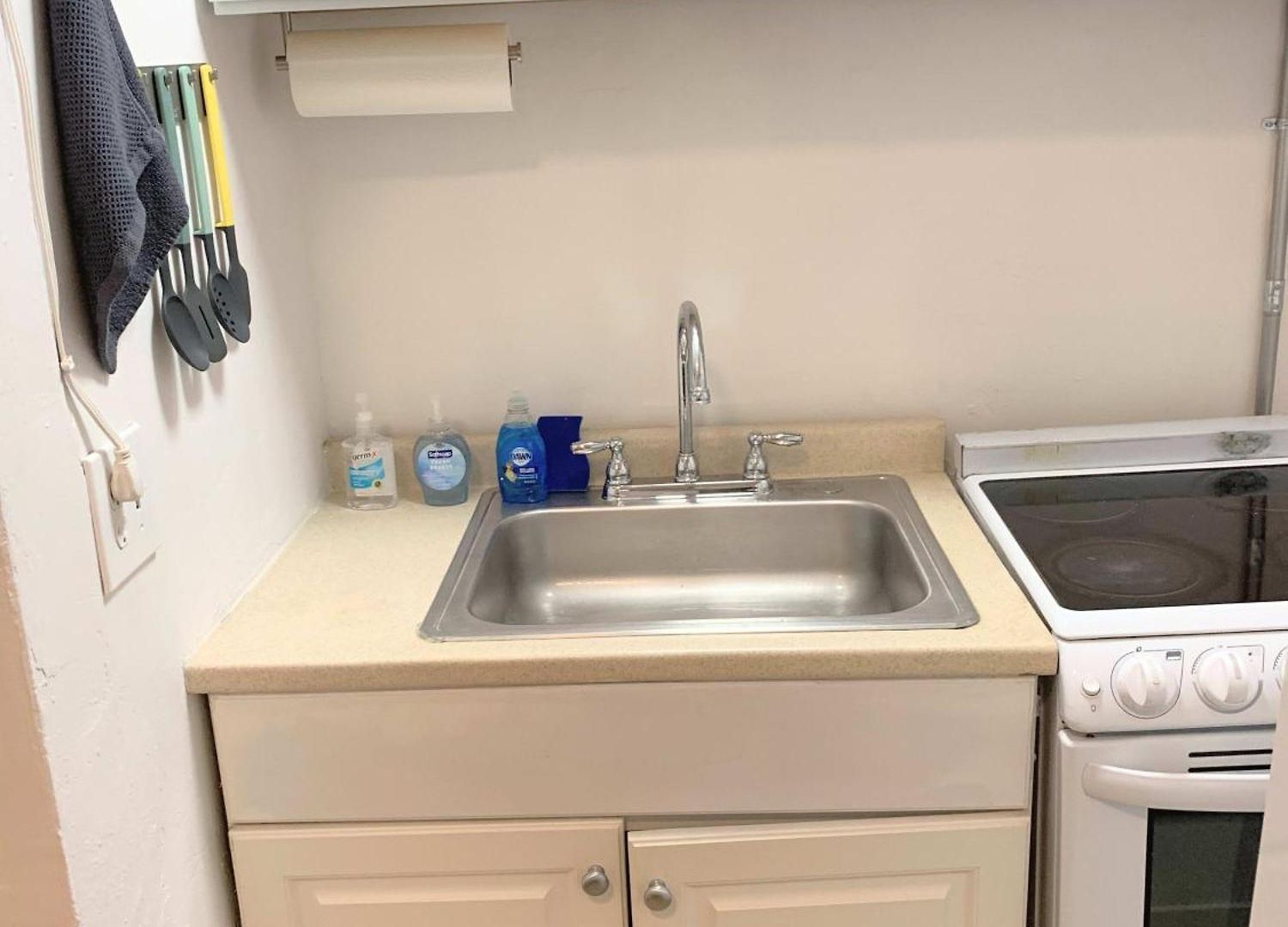 Chelsea Studio-shared Bathroom With Kitchen Twin Bunk Bed Apartment New York