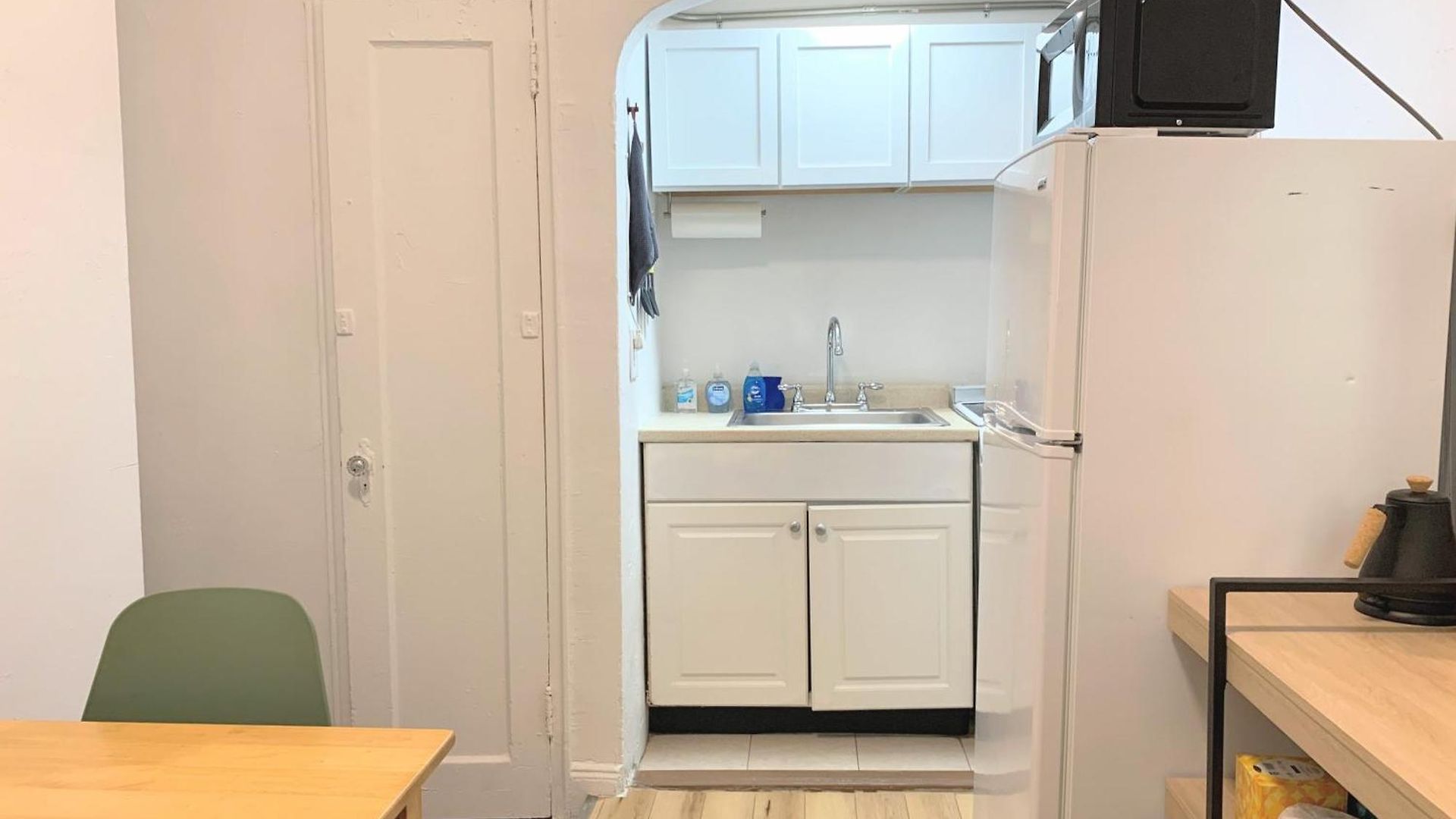 Chelsea Studio-shared Bathroom With Kitchen Twin Bunk Bed *