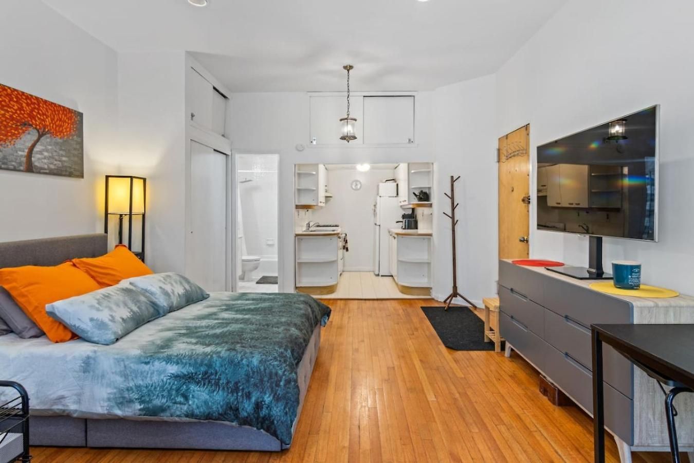 Stylish In Park Location Ever Apartment