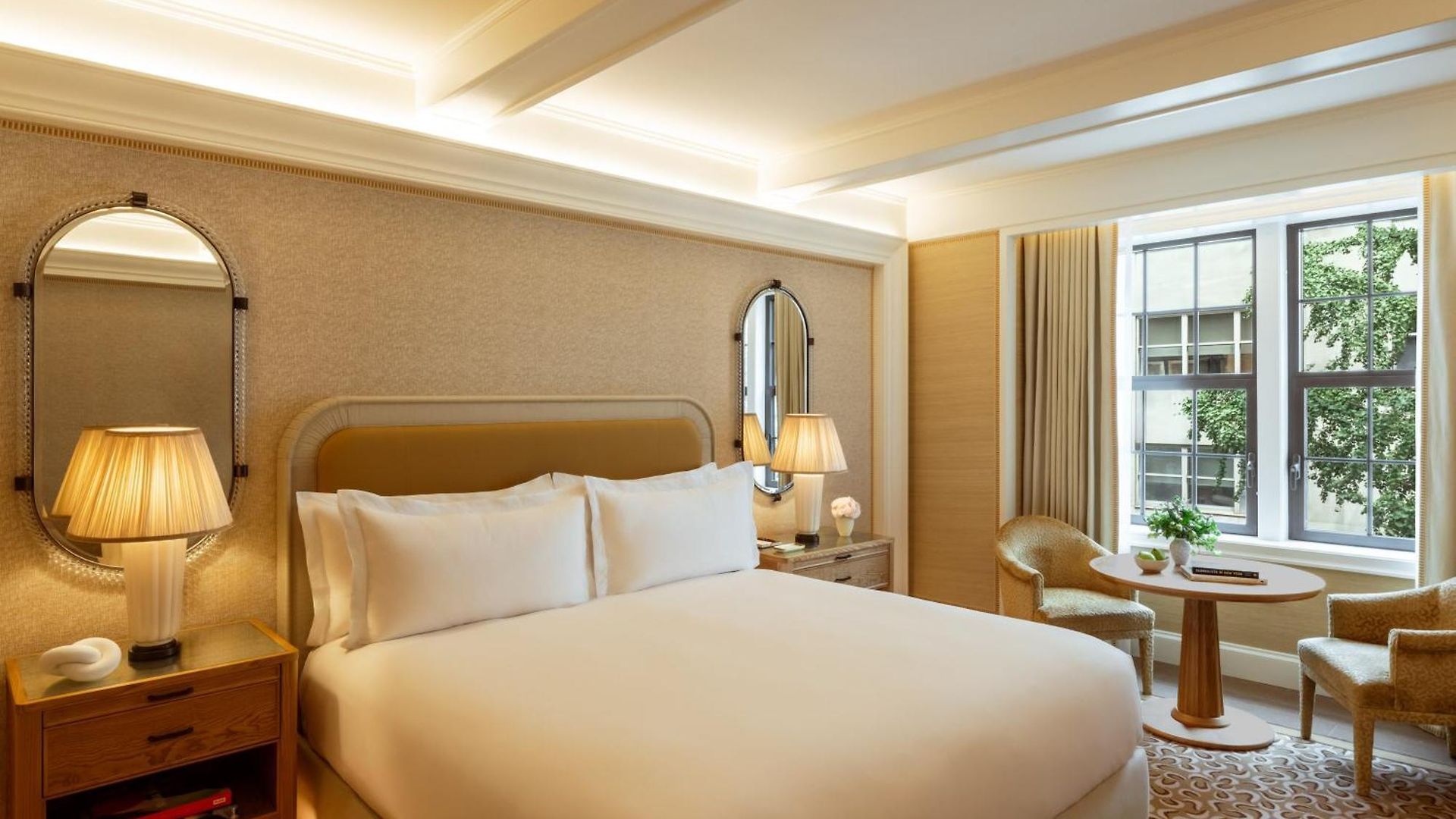 Hotel The Surrey, A Corinthia 5*