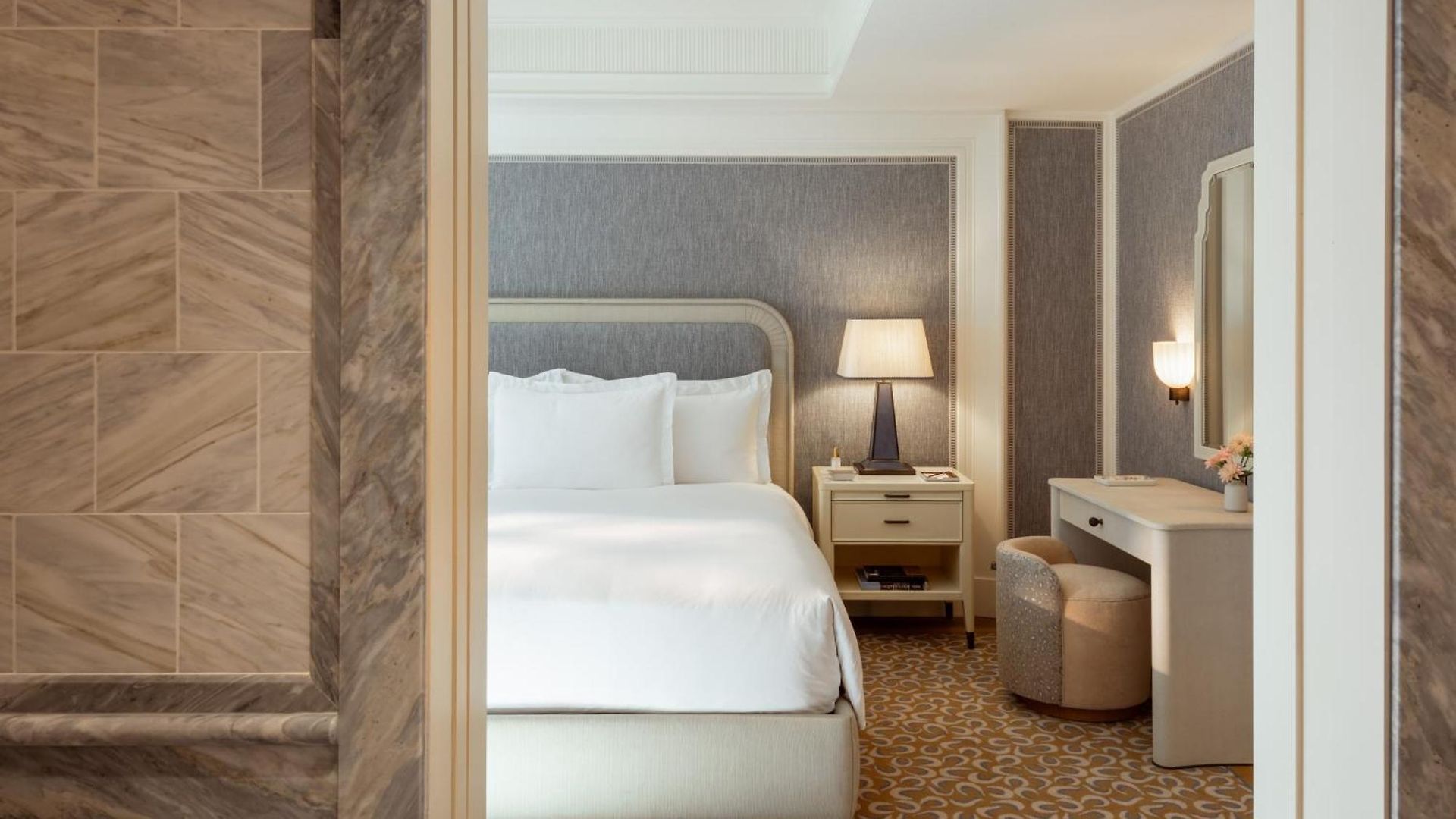 Hotel The Surrey, A Corinthia New York