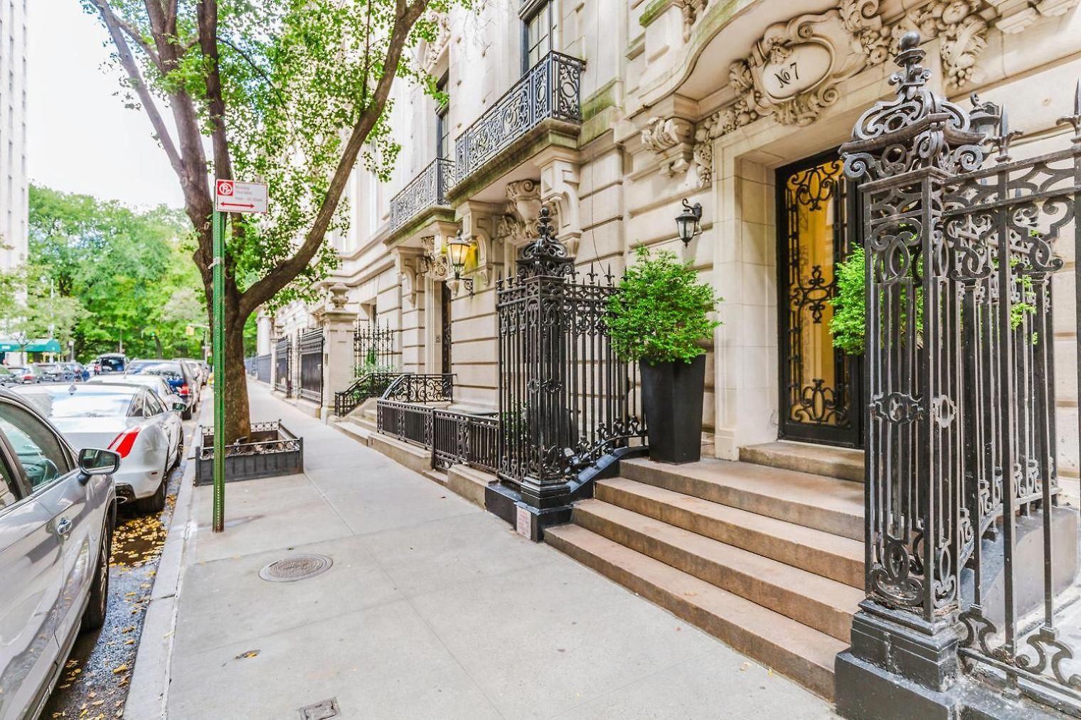 Ues 3br Penthouse W Gym Wd Nr Park Nyc-1110 Apartment