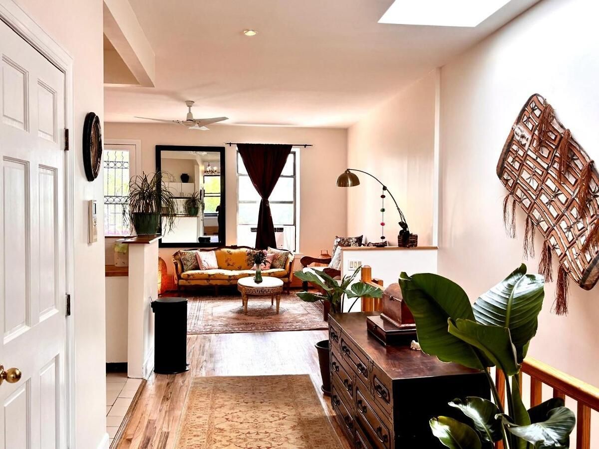 Private Spacious With 2 Bedrooms 2 Bathroomss And A Deck Apartment *