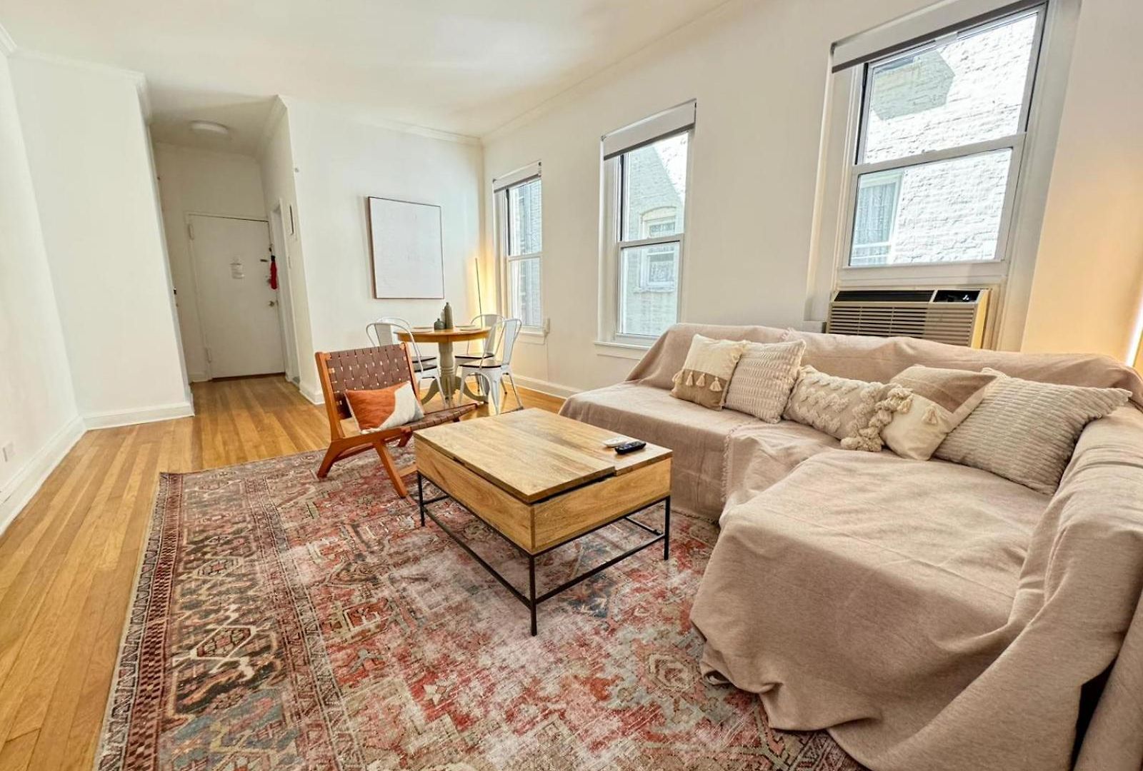 Apartment Upper East Side 2 Bedrooms Gem *