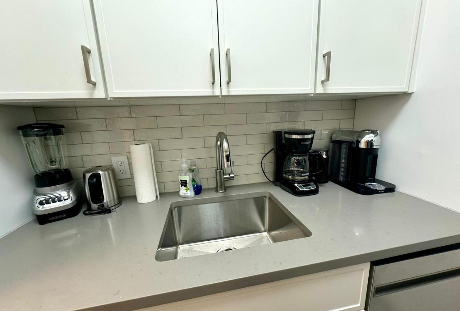 Apartment Upper East Side 2 Bedrooms Gem *