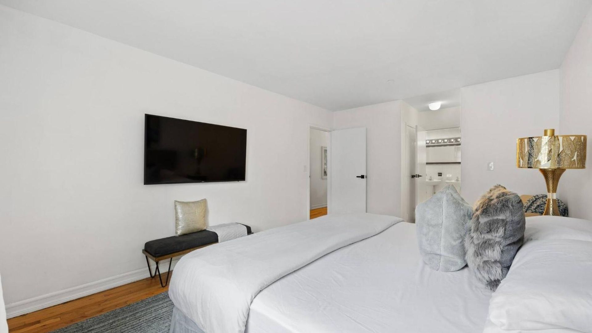 Harlem Renaissance Apartment
