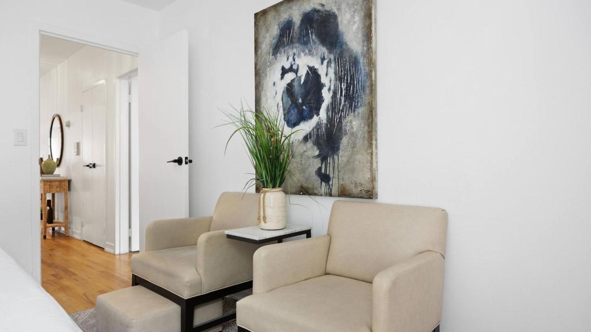 Harlem Renaissance Apartment *