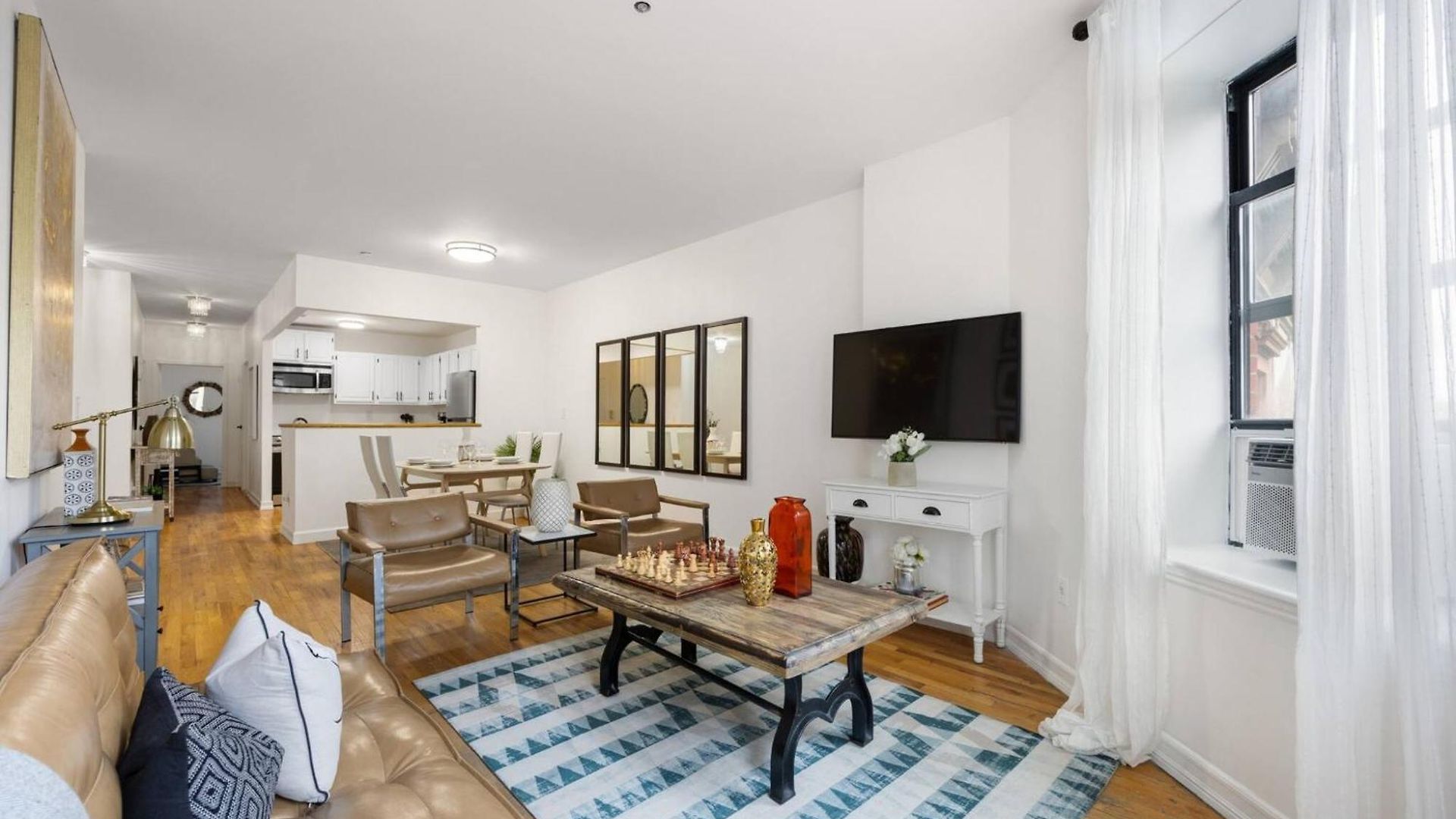 Harlem Renaissance Apartment