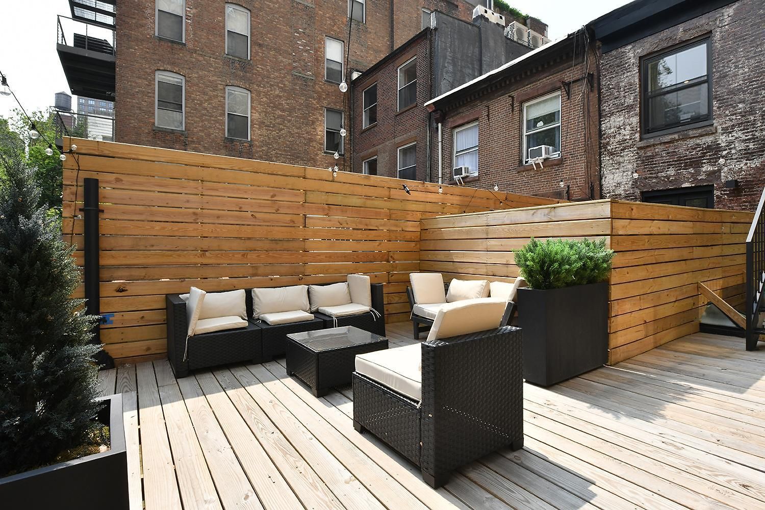 Boho Rustic Escape With Masssive Terrace In Midtown Apartment