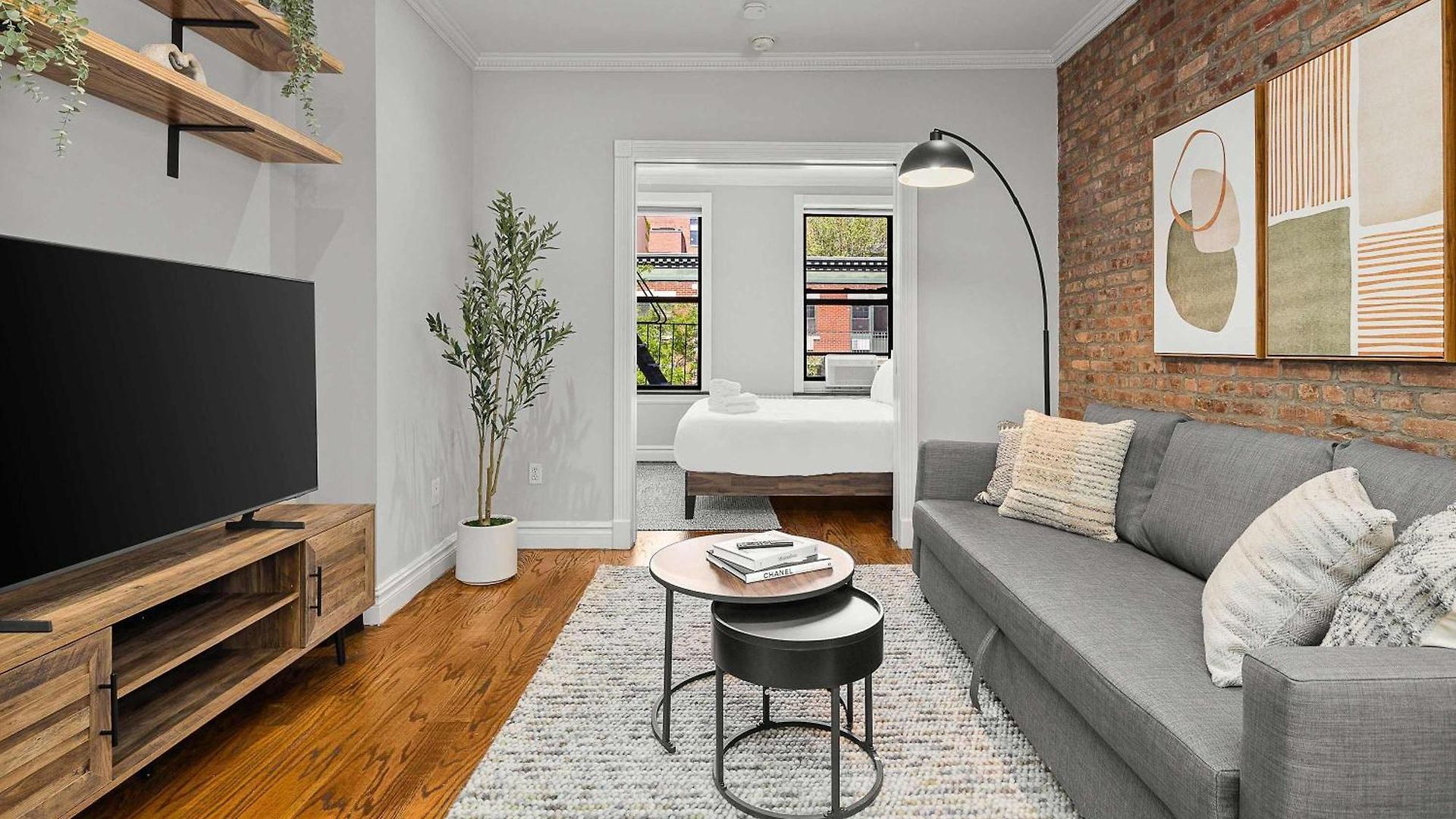 Chic Nyc Escape In Vibrant Downtown *