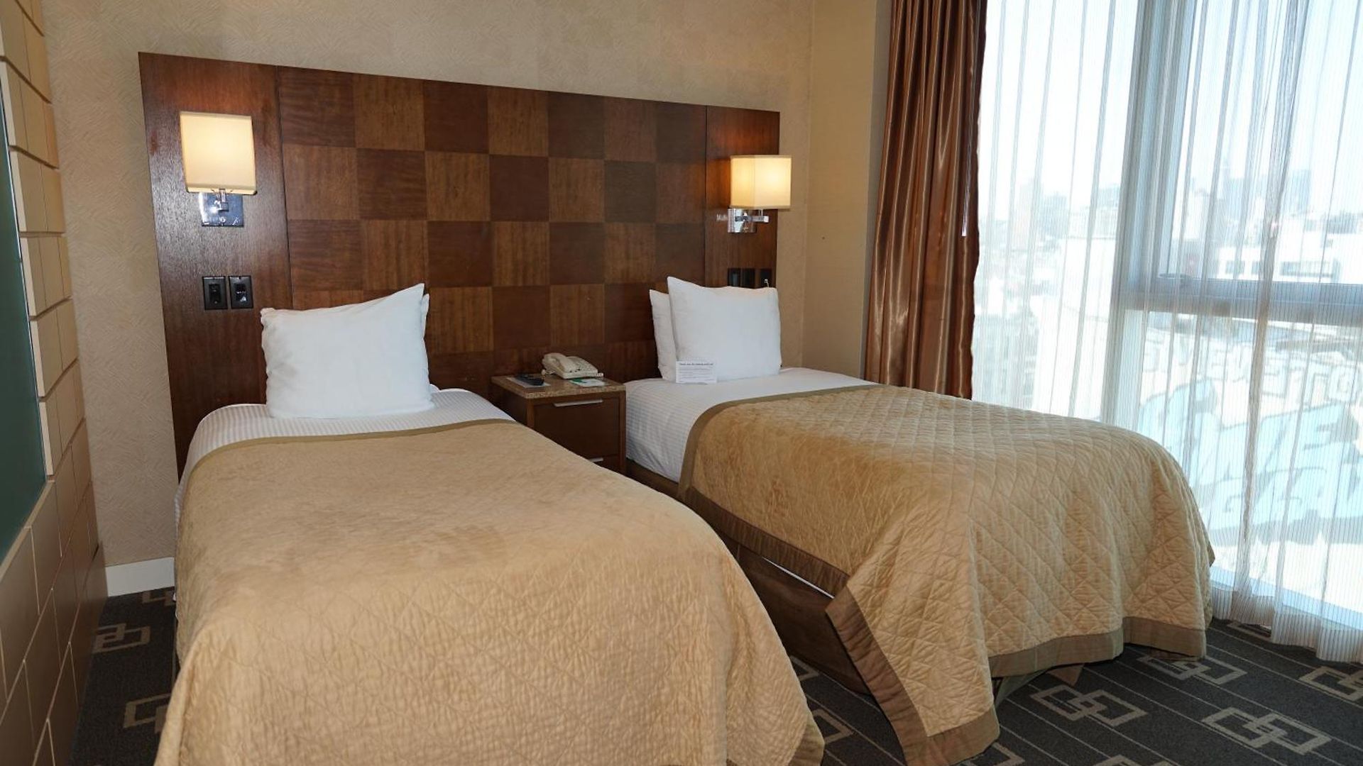 Wyndham Garden Chinatown New York
