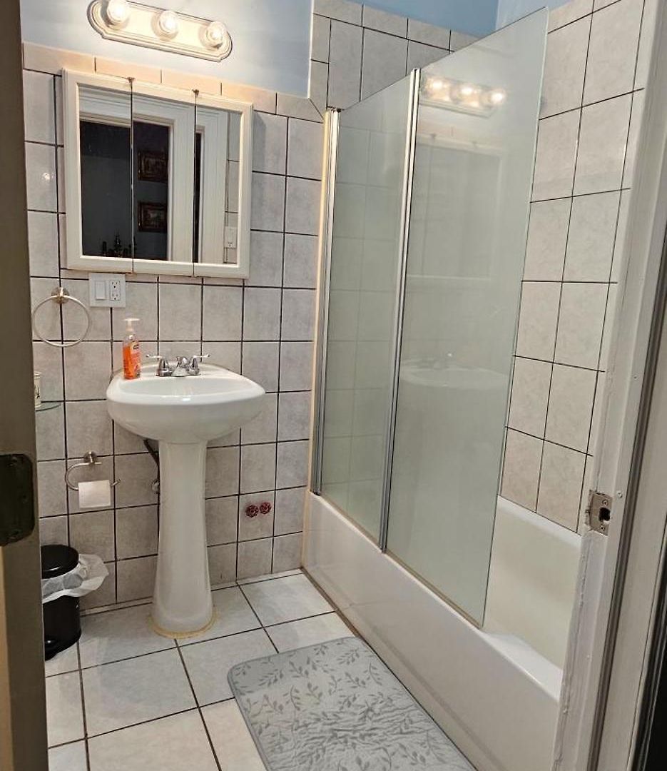 Luxurious At Colonial Townhouse * New York