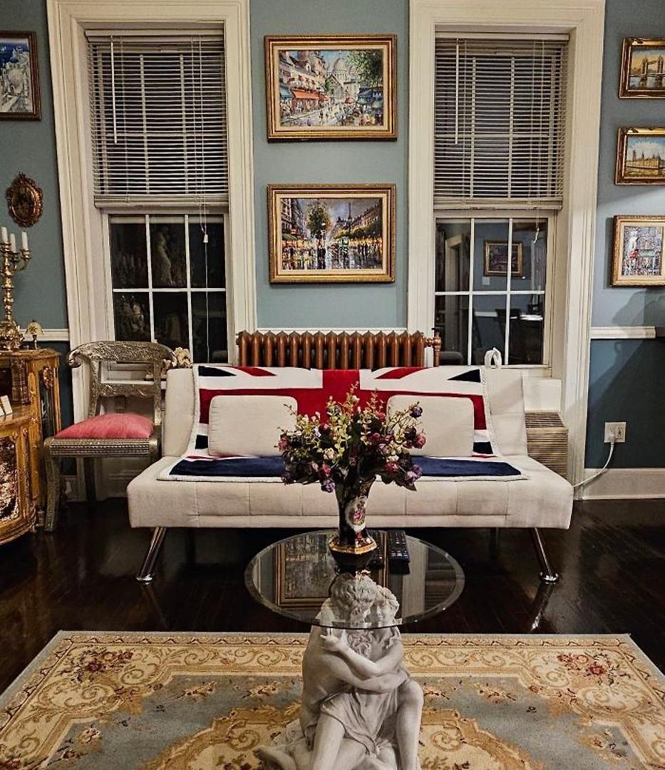 Luxurious At Colonial Townhouse * New York