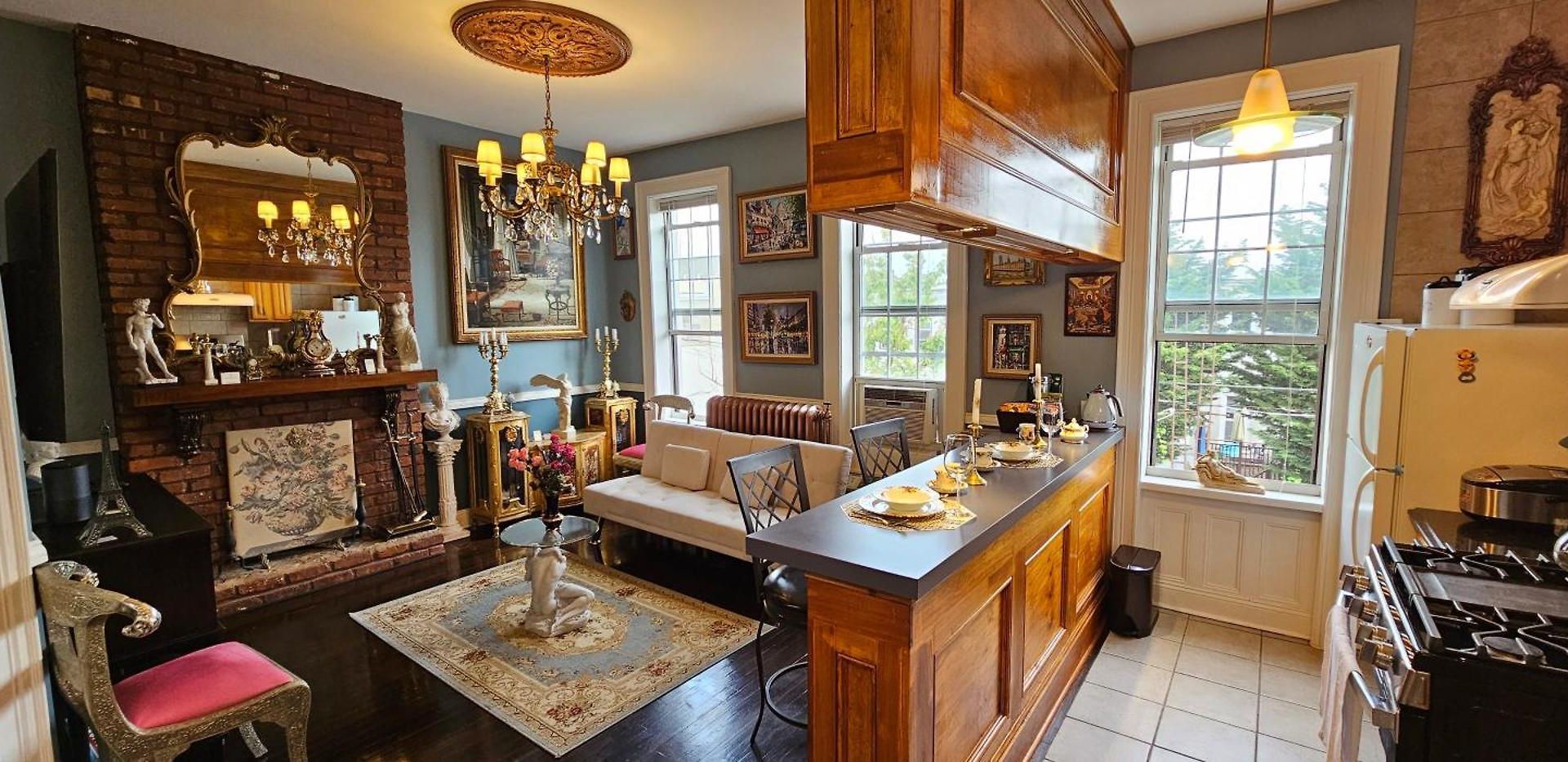 Apartment Luxurious At Colonial Townhouse