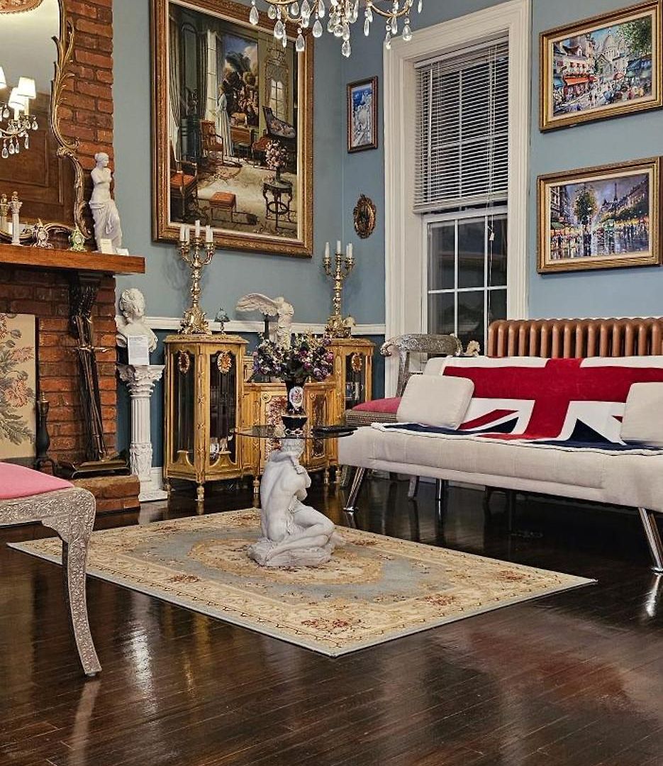 Apartment Luxurious At Colonial Townhouse