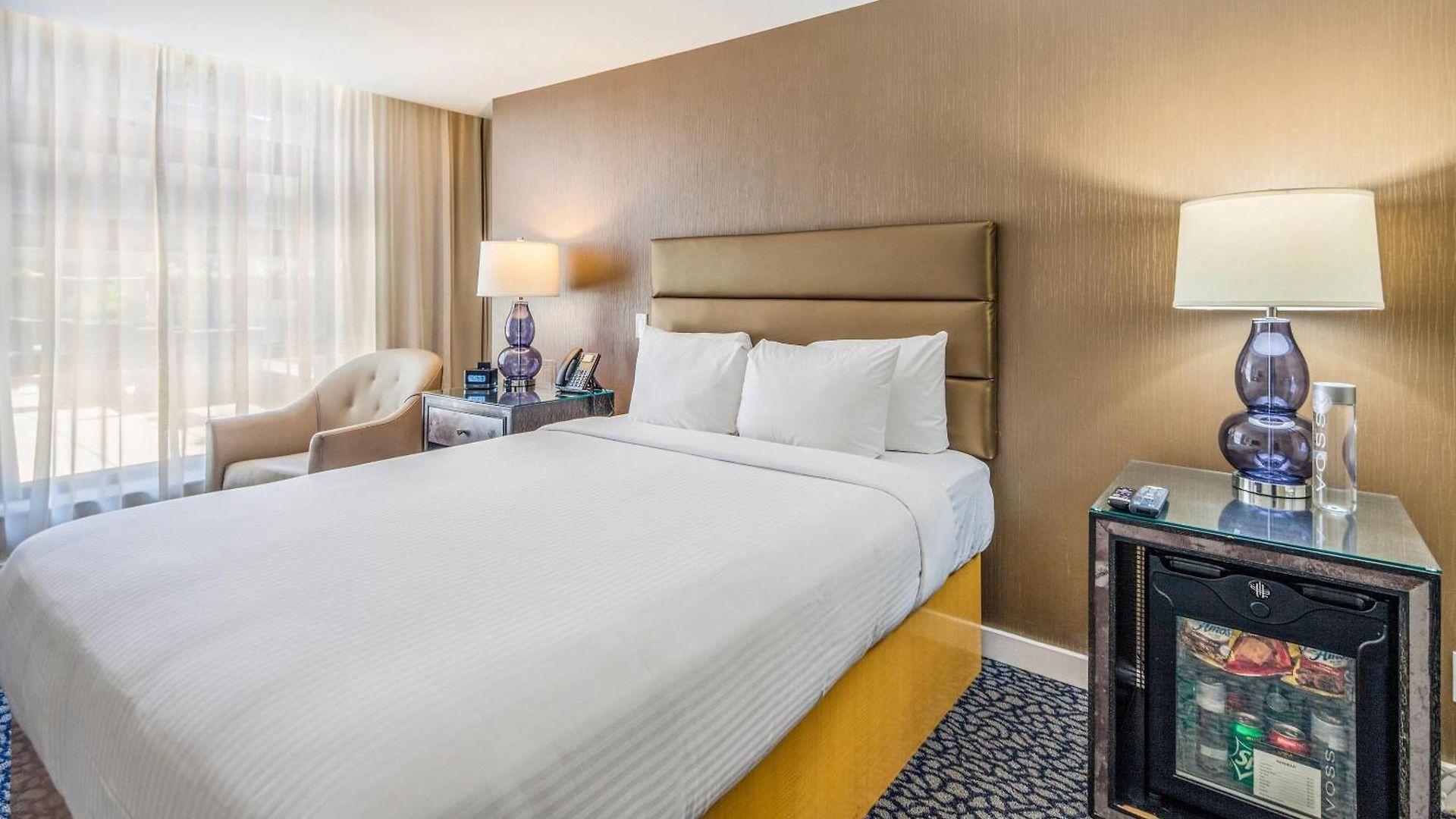The Historic Blue Angel Lexington Ave, An Ascend Collection 4*