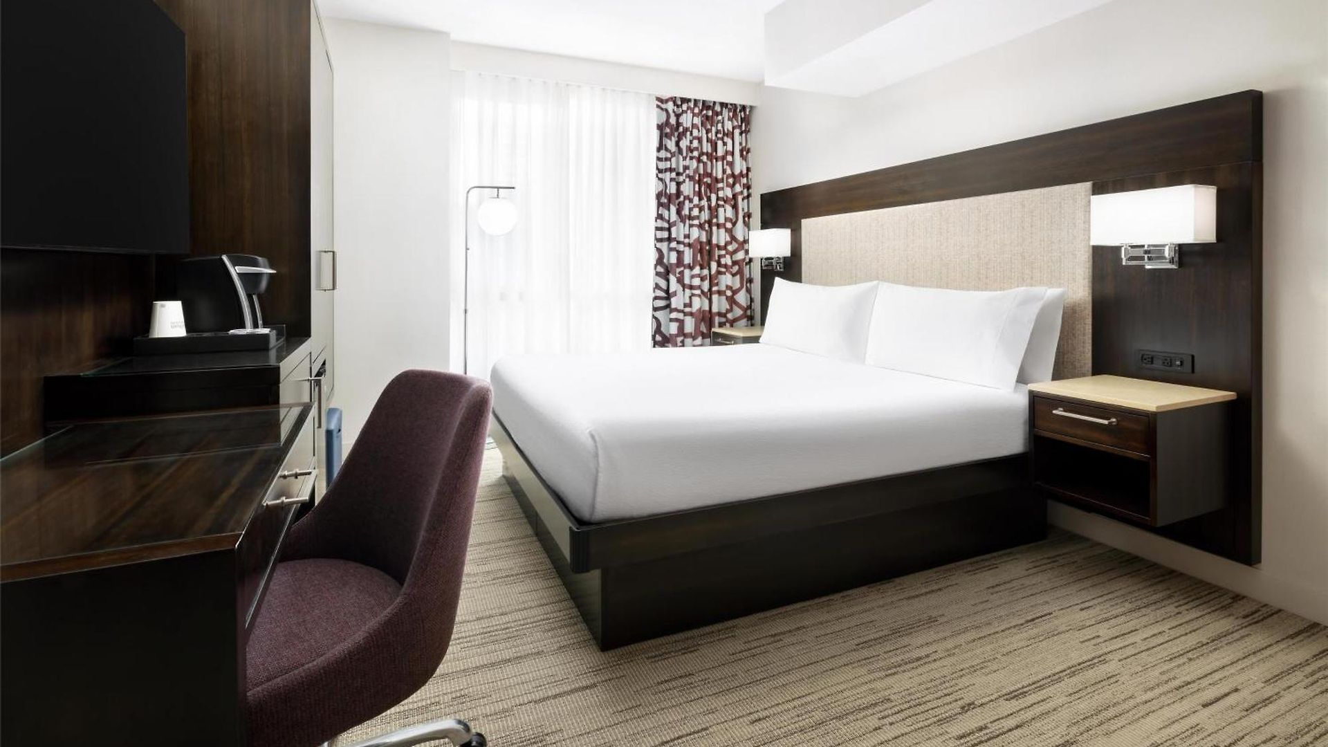 Hilton Garden - Times Square 3*