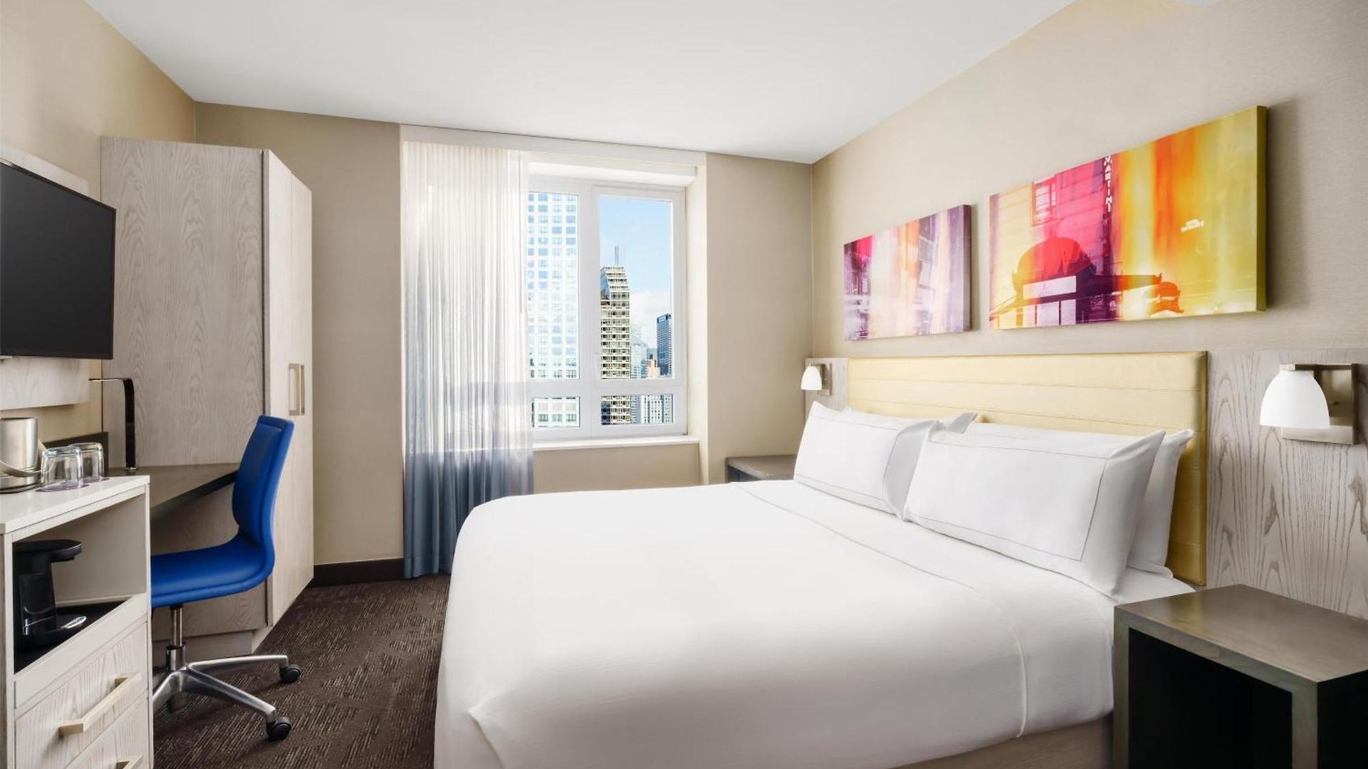 Doubletree By Hilton New York Times Square West Hotel