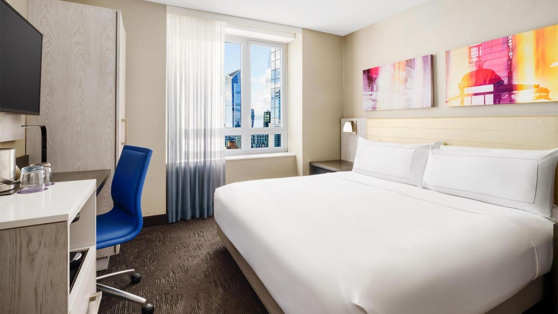 Hotel Doubletree By Hilton New York Times Square West 4*