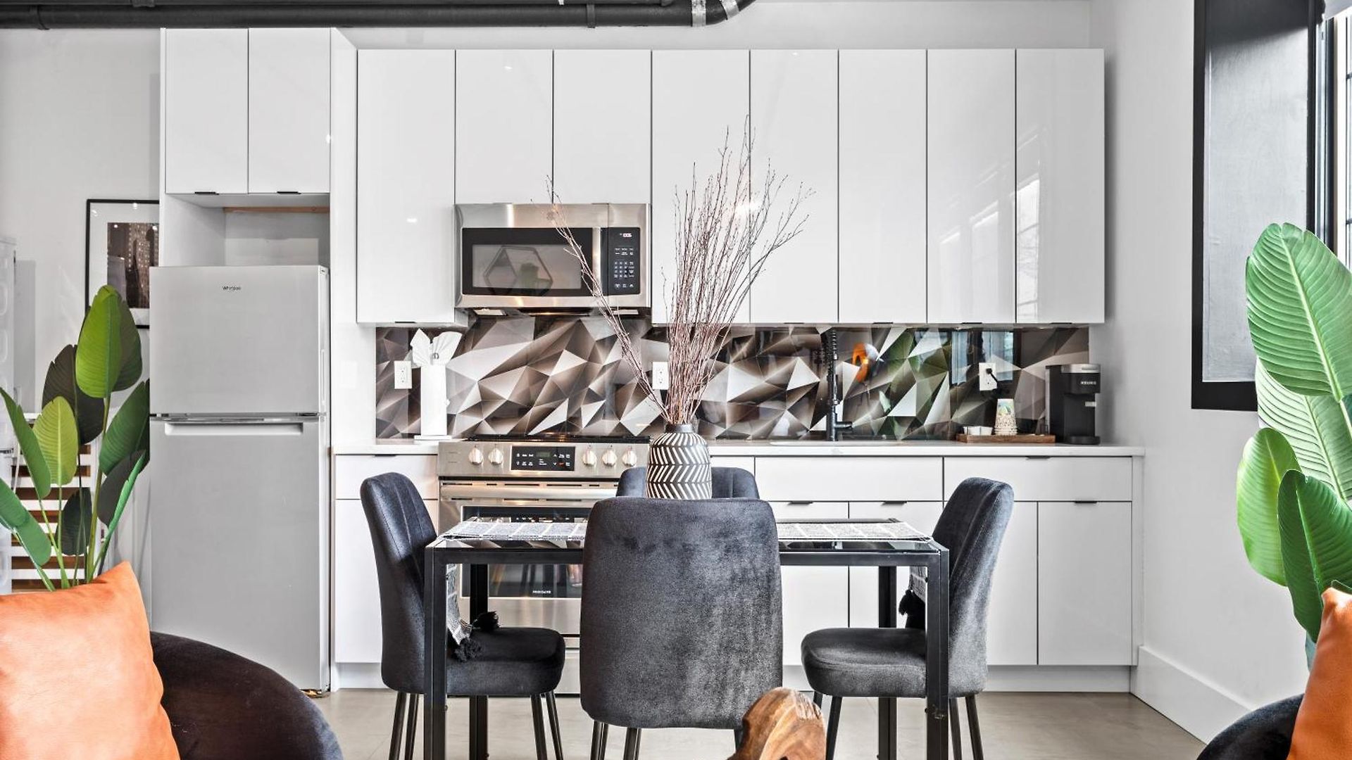 Brooklyn Bay Lofts - Modern Chic With Rooftop Terrace Apartment