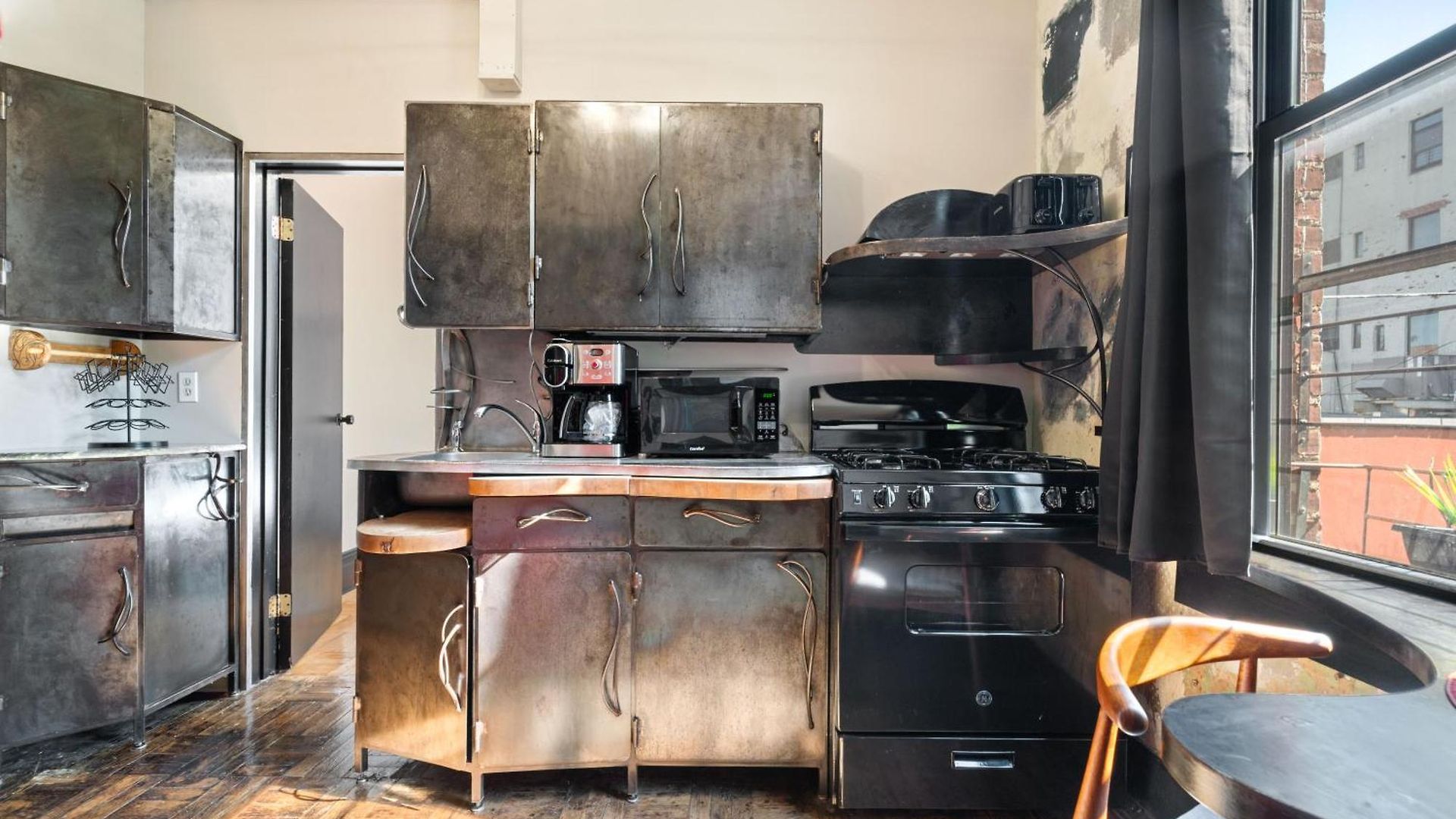 Tripoli Artisan Lofts - Designer Bushwick Lofts With Rooftop Terrace *