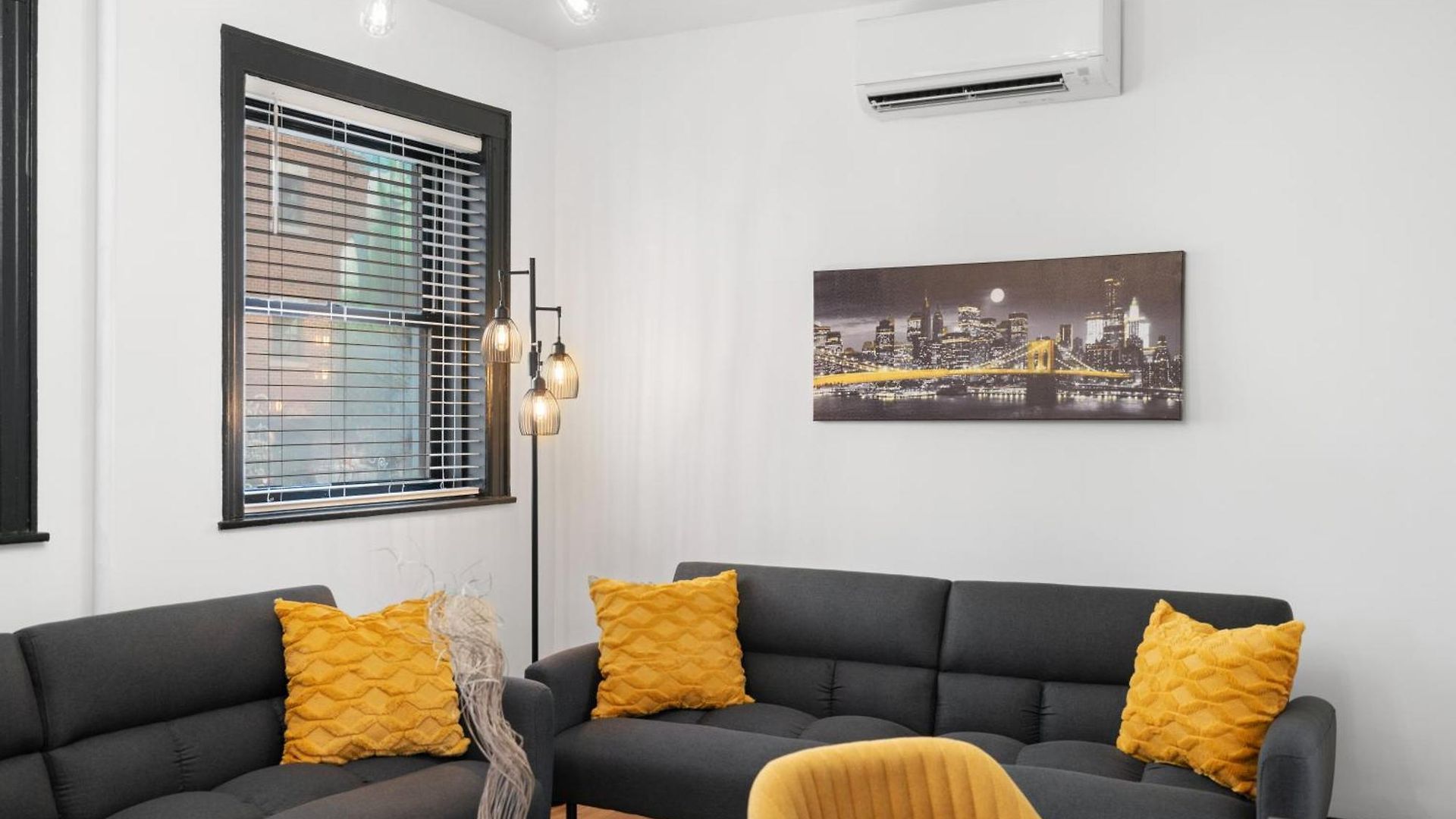 Tripoli Artisan Lofts - Designer Bushwick Lofts With Rooftop Terrace *