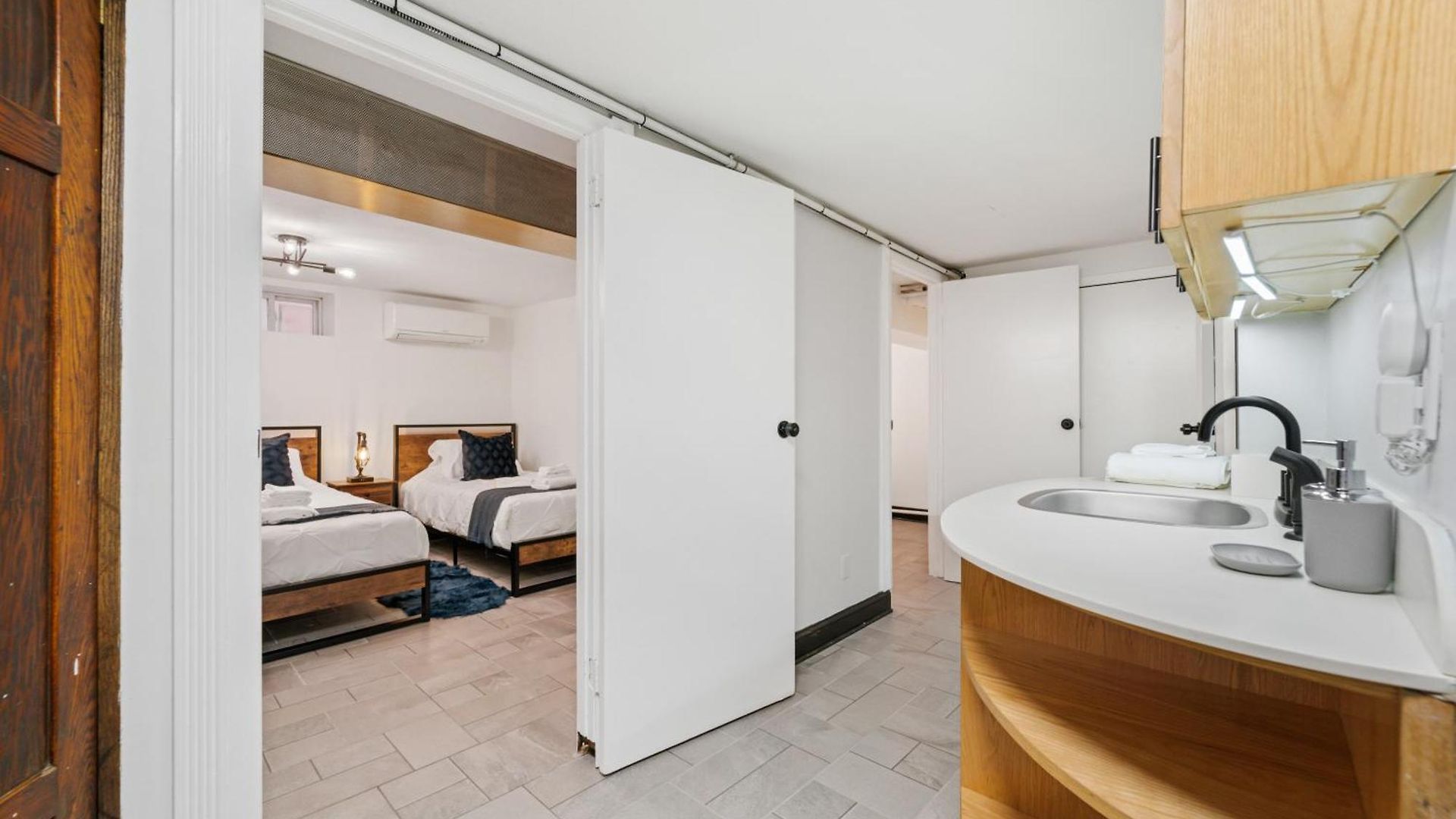 Apartment Tripoli Artisan Lofts - Designer Bushwick Lofts With Rooftop Terrace *