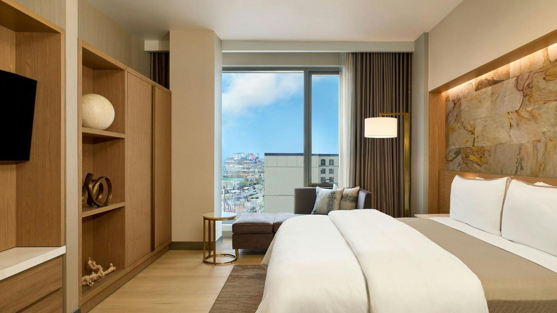 The Westin Flushing Laguardia Airport