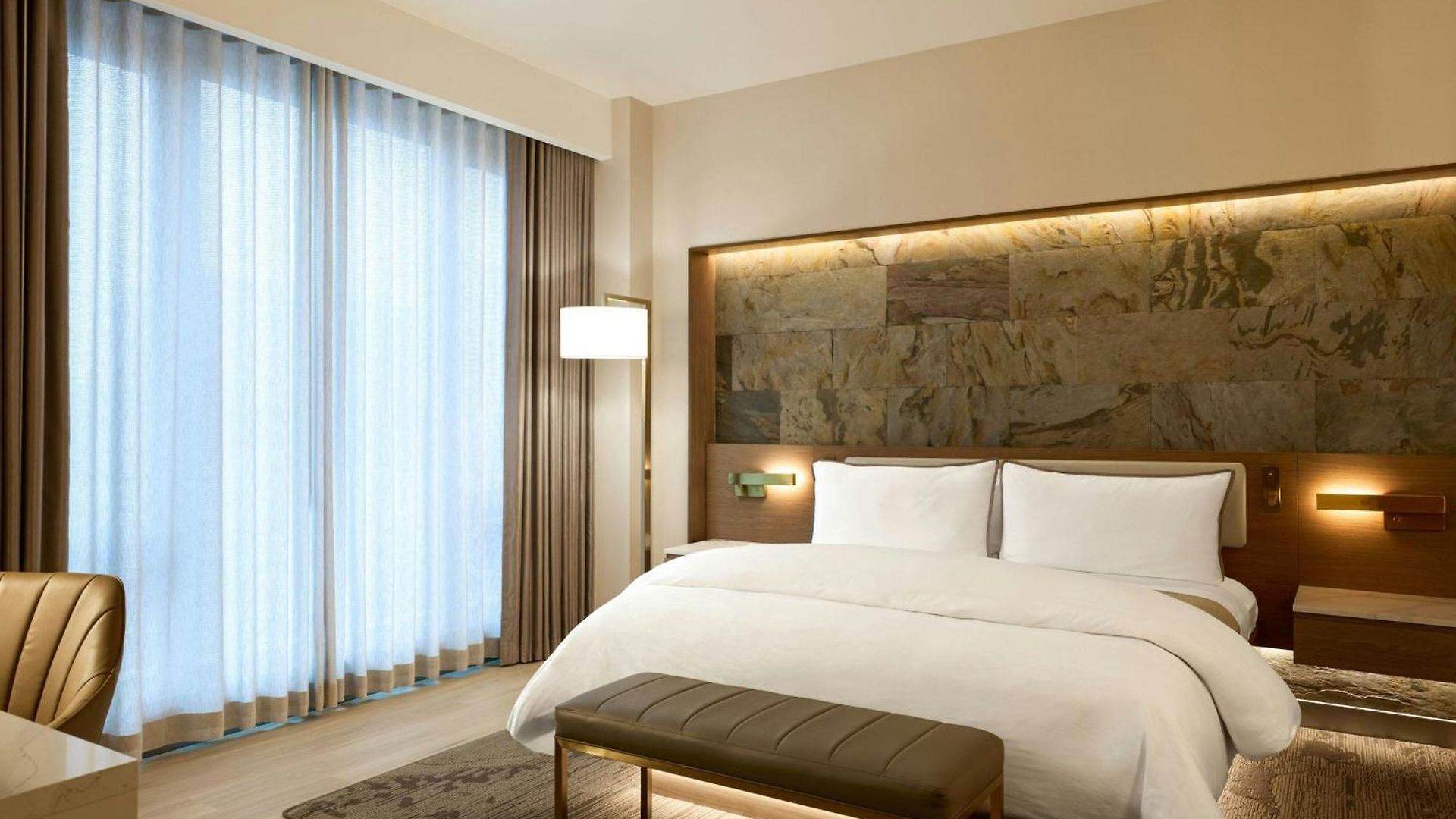 The Westin Flushing Laguardia Airport New York