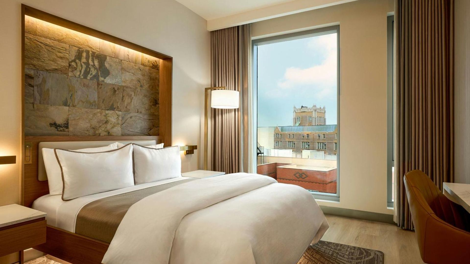 The Westin Flushing Laguardia Airport Hotel