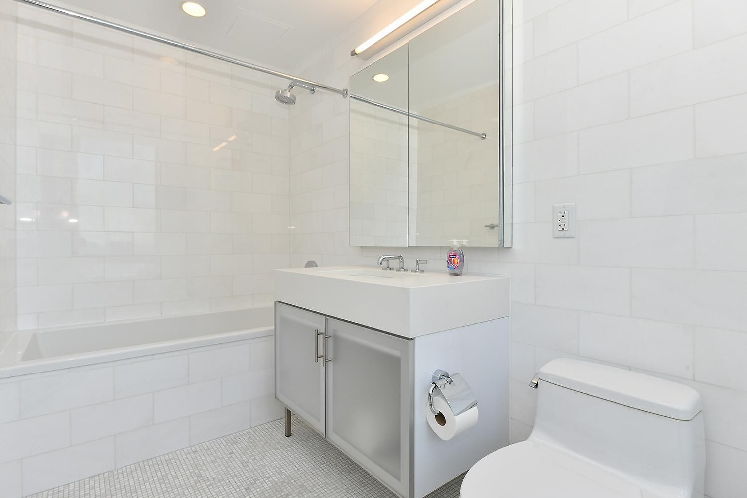 Opulent 2br Duplex - Iconic Midtown Views *