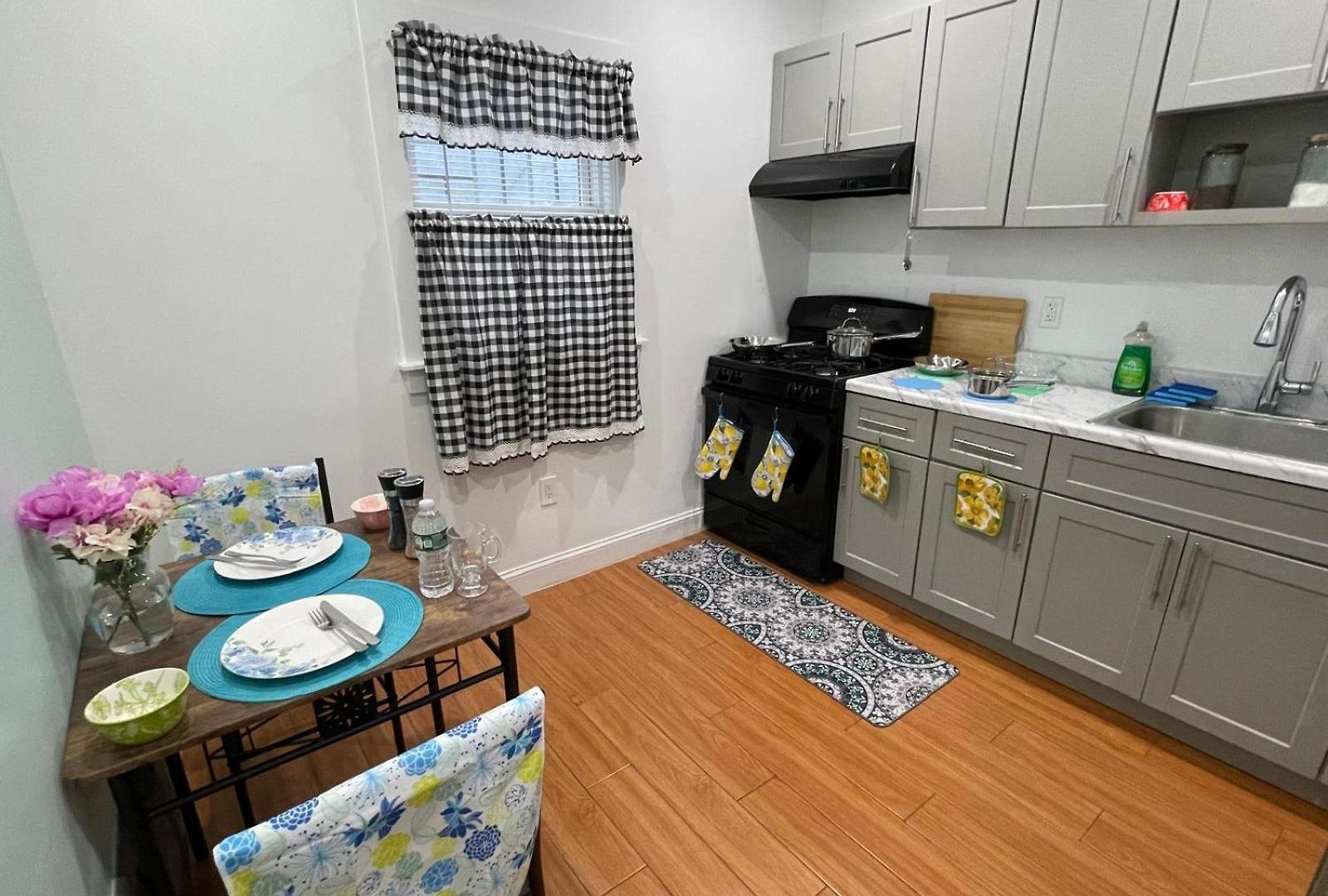 Luxury With Attached-bath Near Jfk Ny Homestay